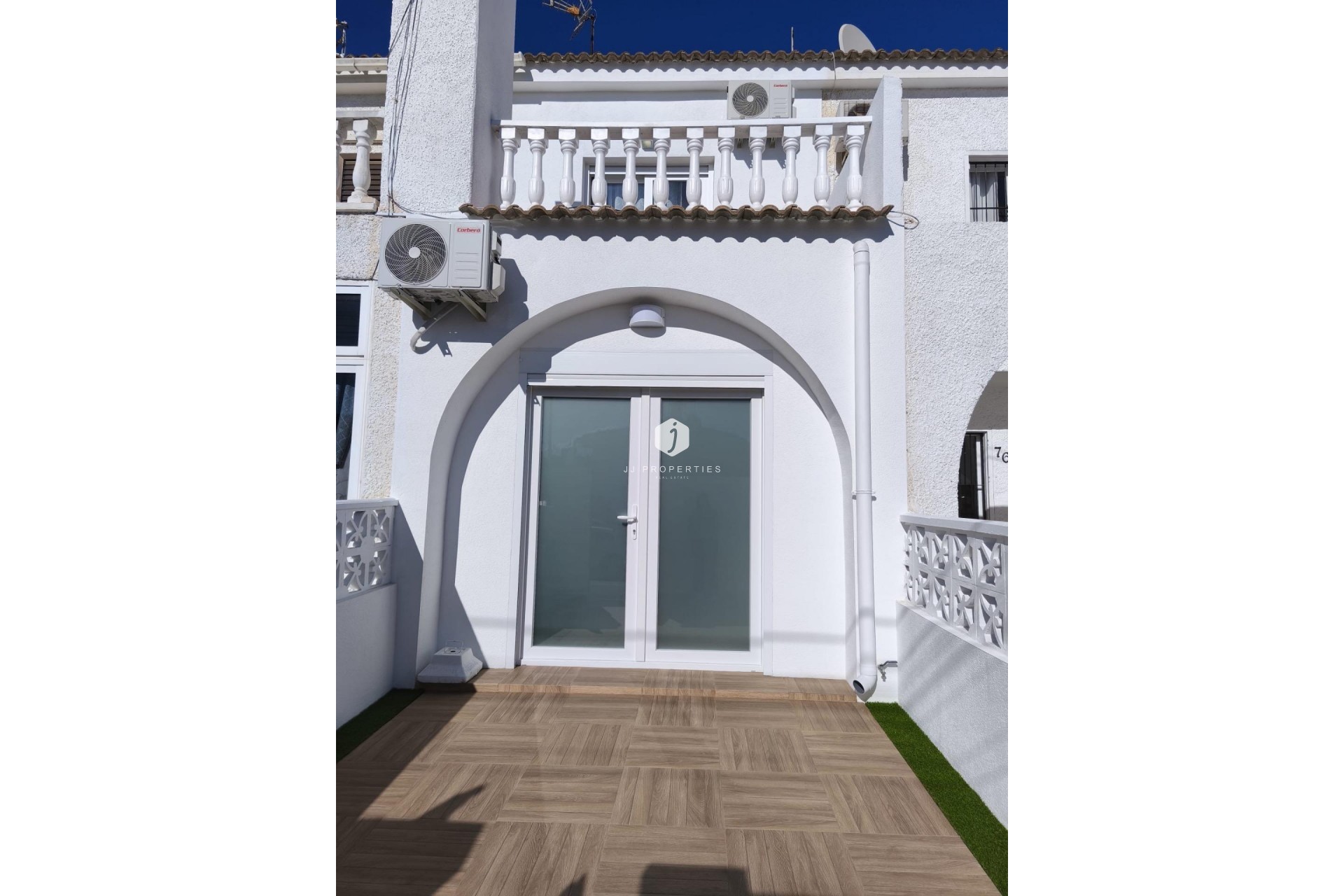 D'occasion - Chalet -
Torrevieja