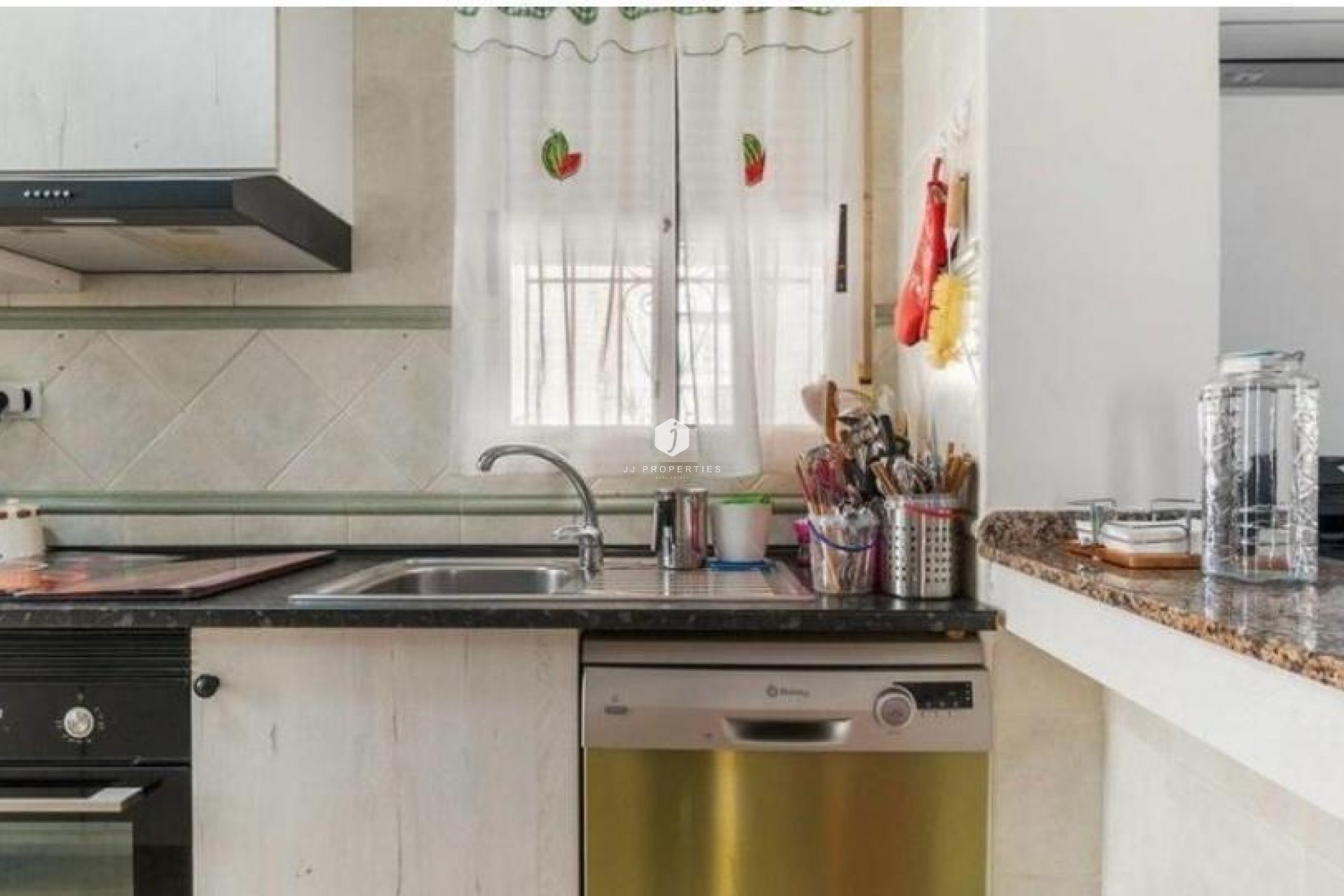 D'occasion - Duplex -
San Miguel de Salinas - Las Filipinas