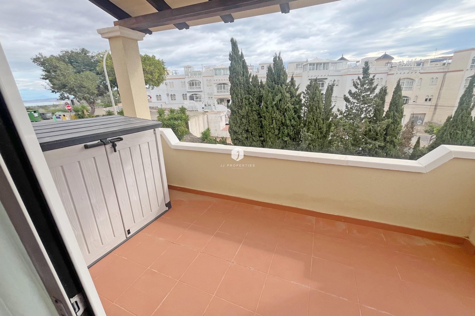 D'occasion - Duplex -
San Miguel de Salinas - Las Filipinas