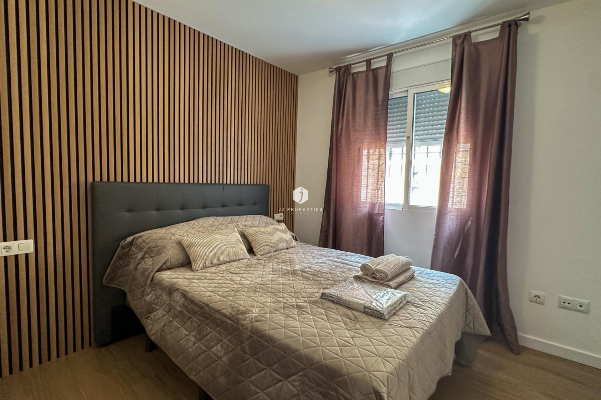 D'occasion - Duplex -
San Miguel de Salinas - Las Filipinas