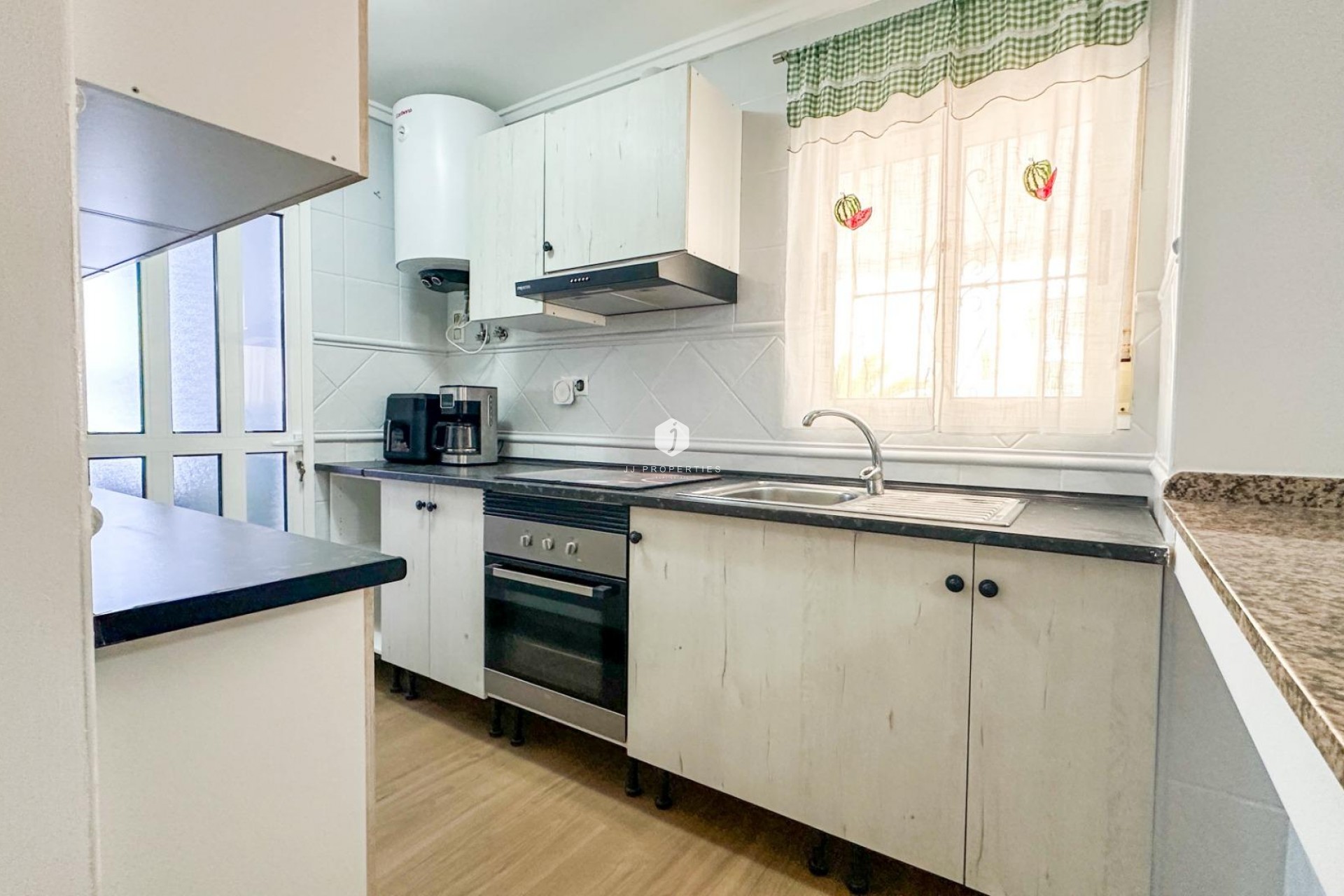 D'occasion - Duplex -
San Miguel de Salinas - Las Filipinas