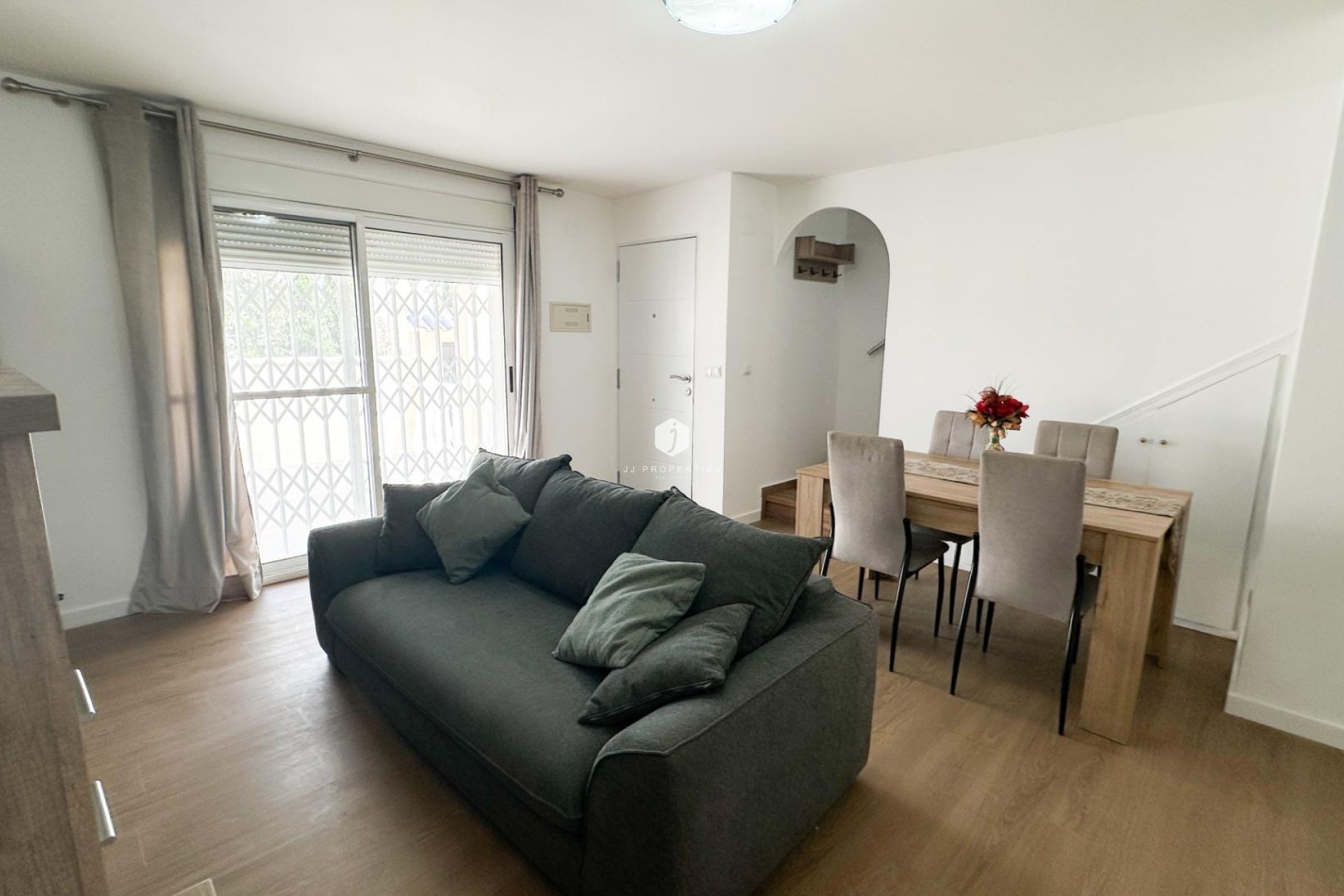 D'occasion - Duplex -
San Miguel de Salinas - Las Filipinas