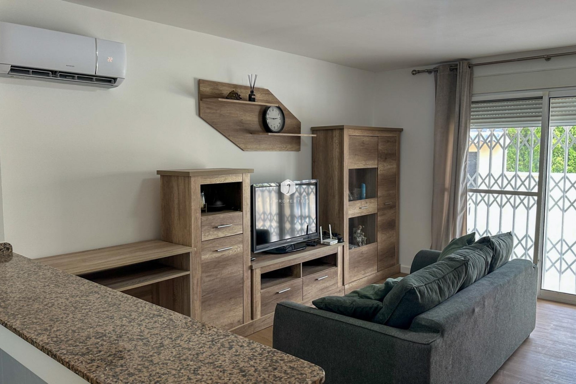 D'occasion - Duplex -
San Miguel de Salinas - Las Filipinas