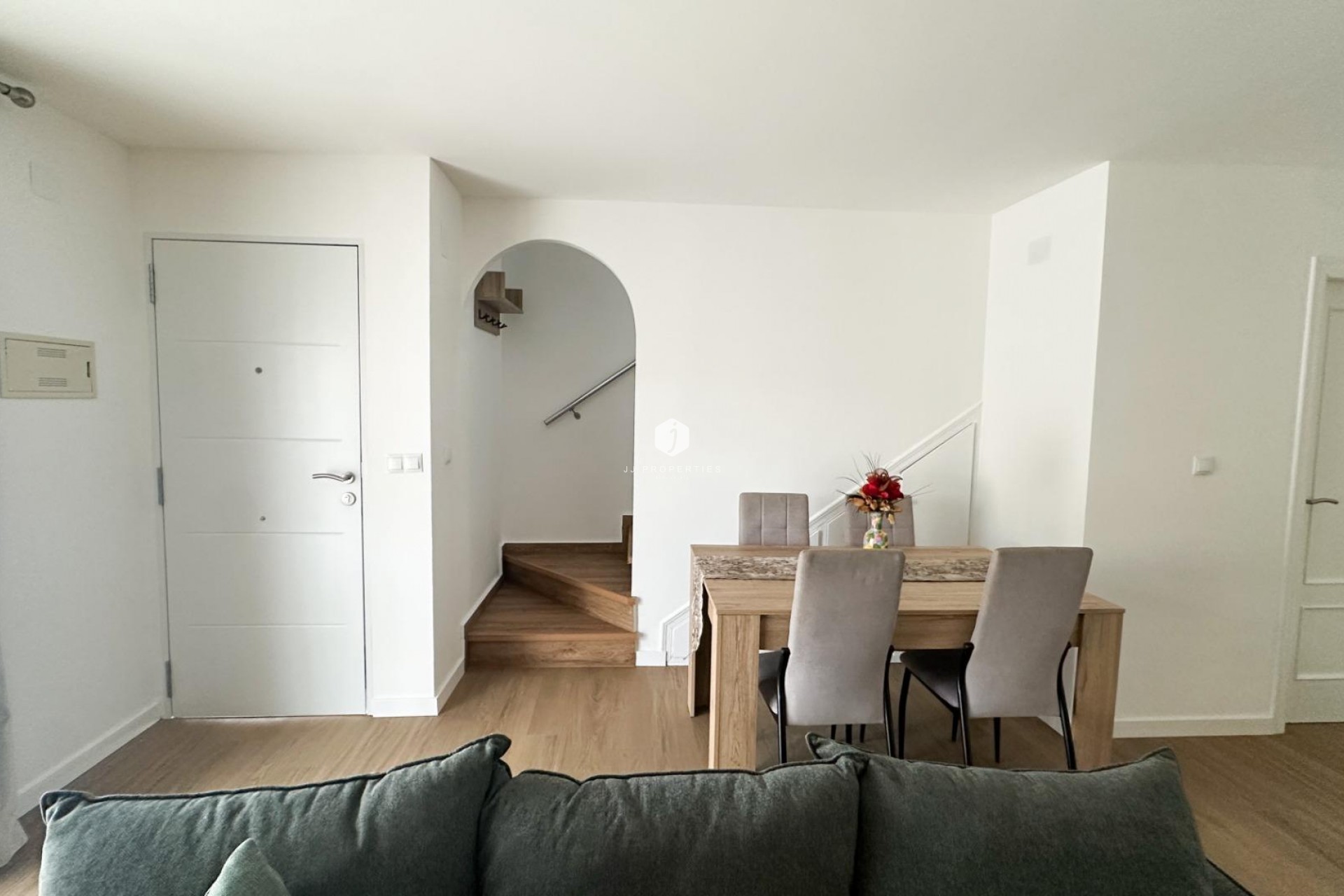 D'occasion - Duplex -
San Miguel de Salinas - Las Filipinas