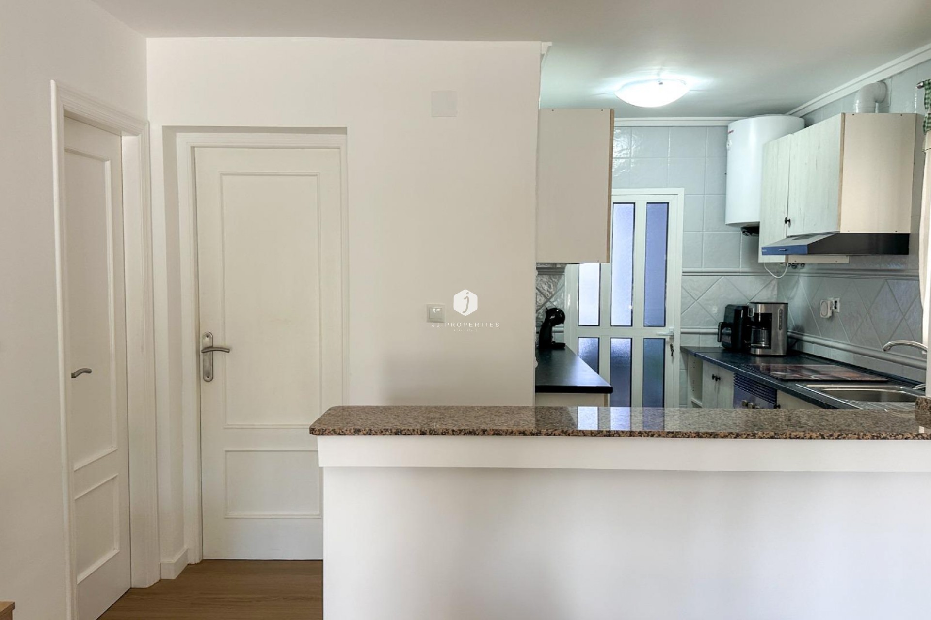 D'occasion - Duplex -
San Miguel de Salinas - Las Filipinas
