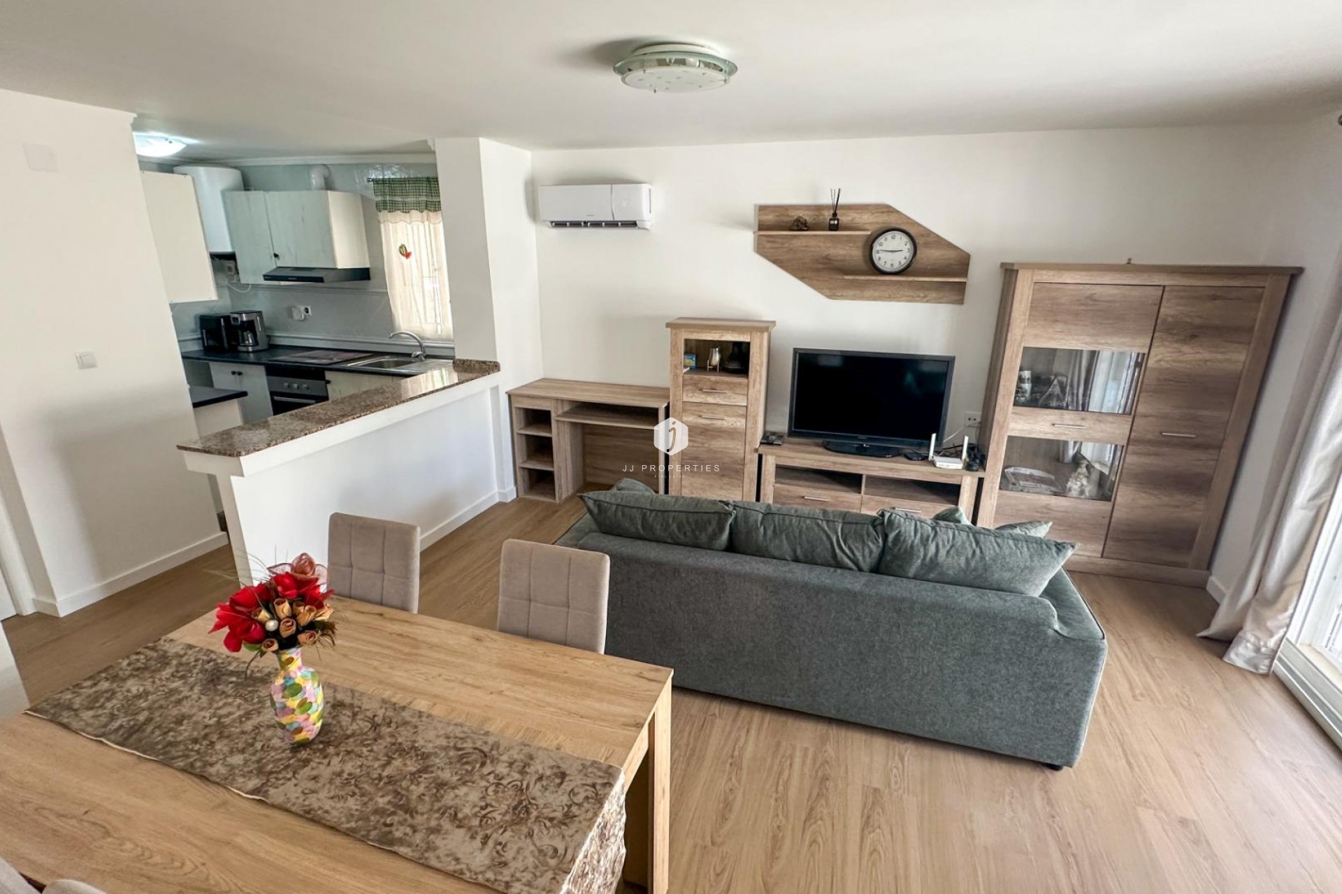 D'occasion - Duplex -
San Miguel de Salinas - Las Filipinas