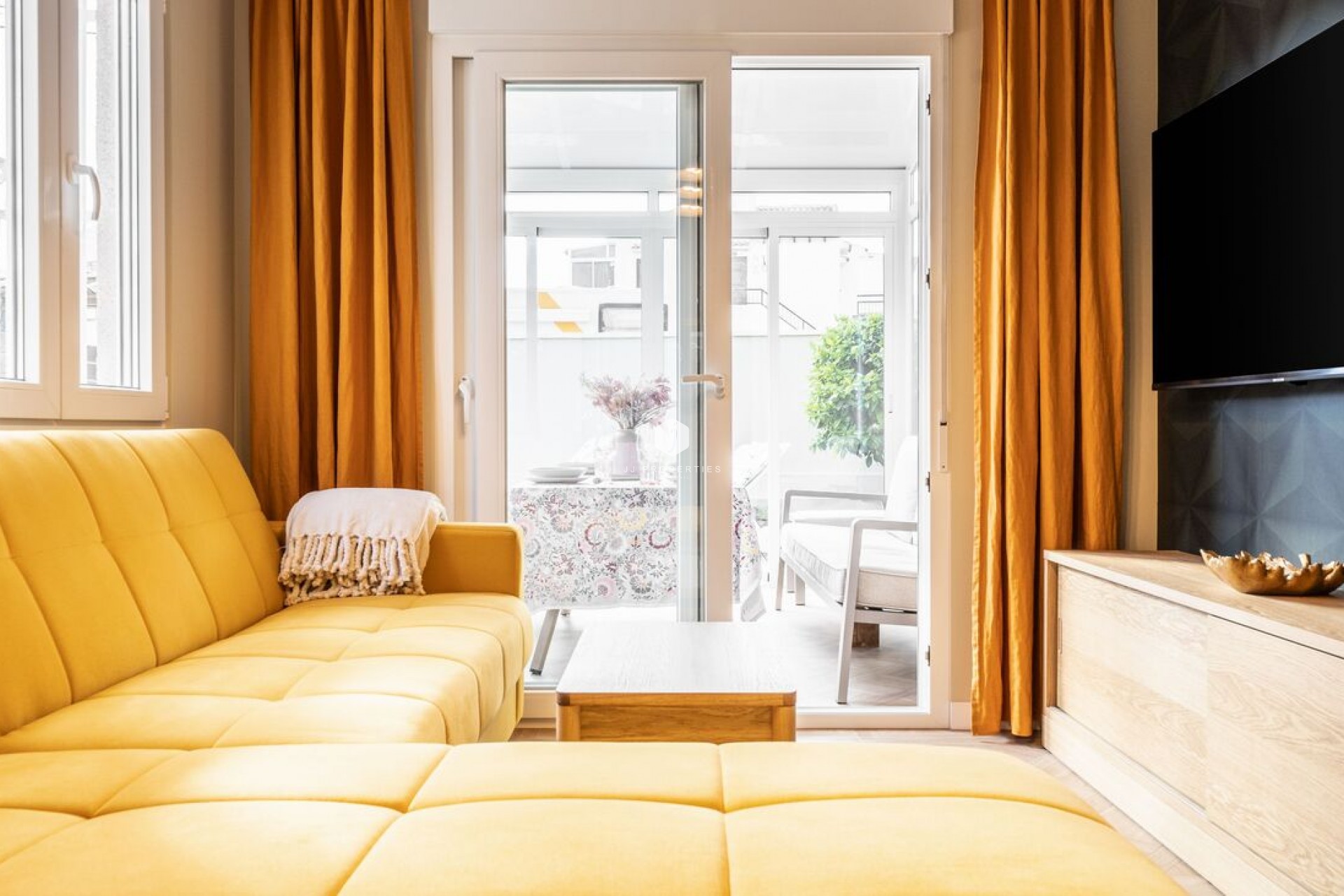 D'occasion - Duplex -
Torrevieja - Costa Blanca