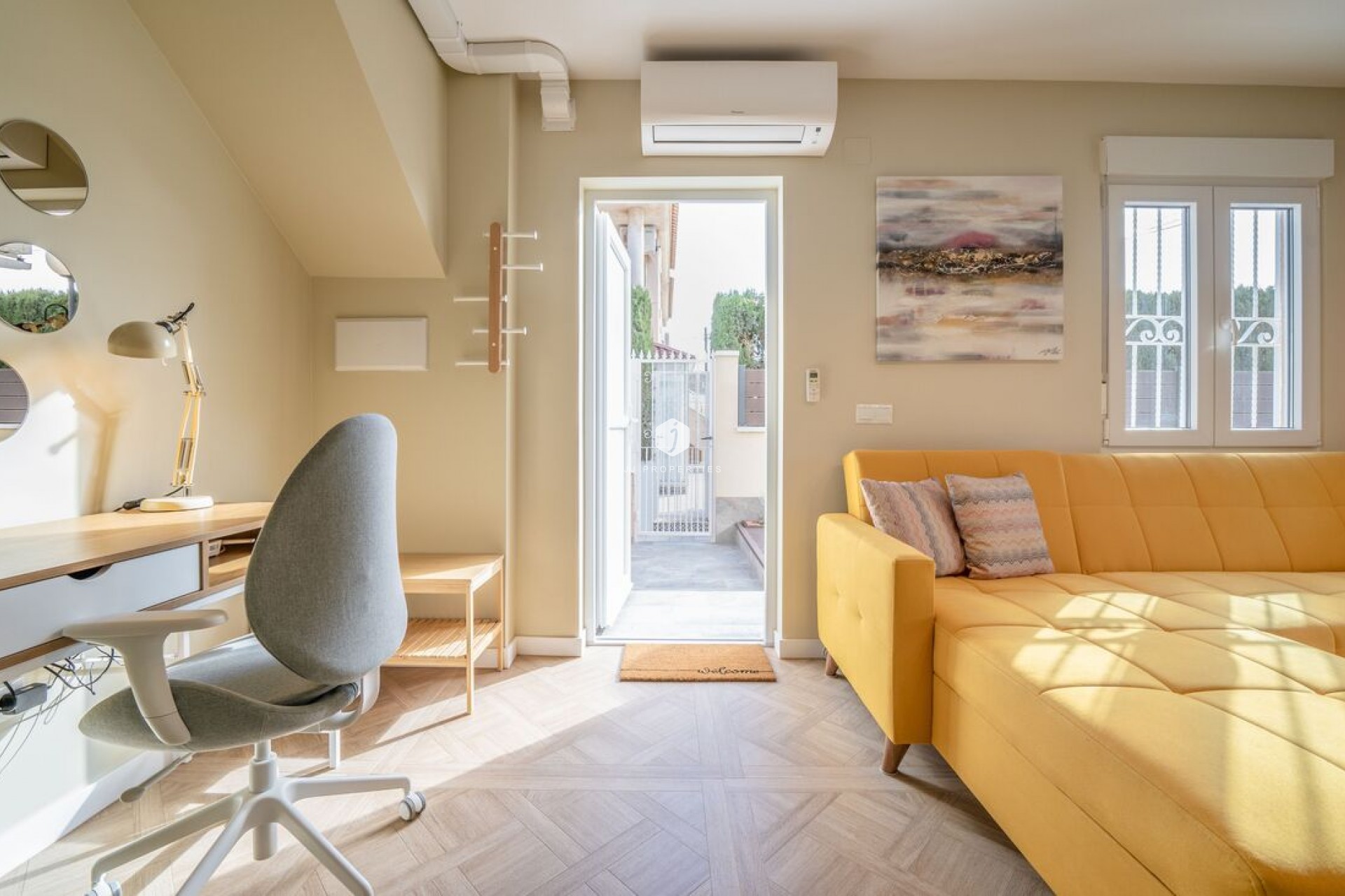 D'occasion - Duplex -
Torrevieja - Costa Blanca