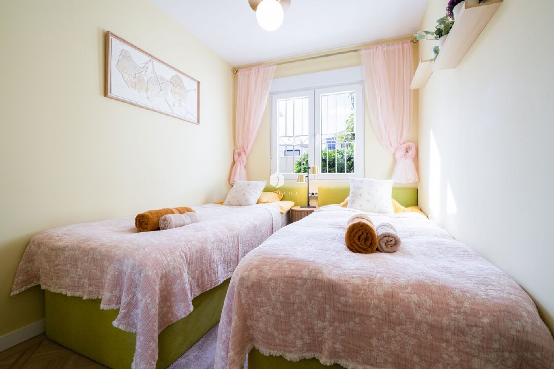 D'occasion - Duplex -
Torrevieja - Costa Blanca