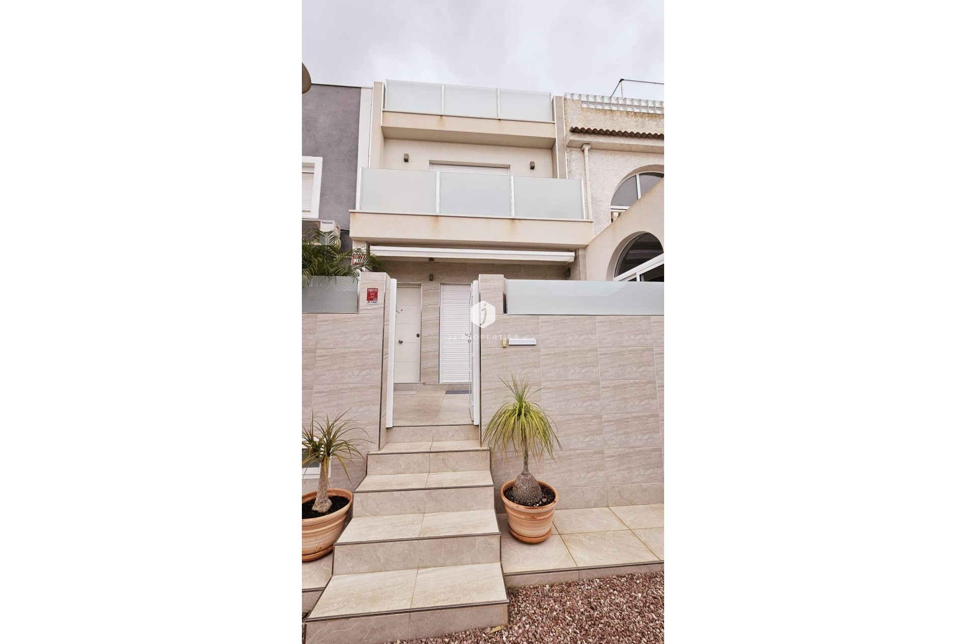 D'occasion - Duplex -
Torrevieja - La siesta