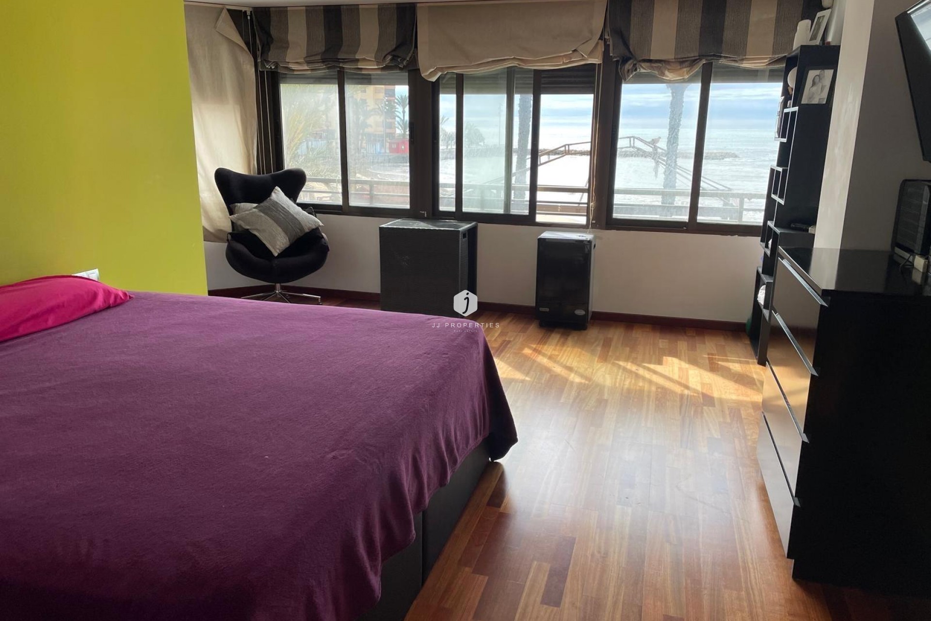 D'occasion - Duplex -
Torrevieja - Playa del Cura