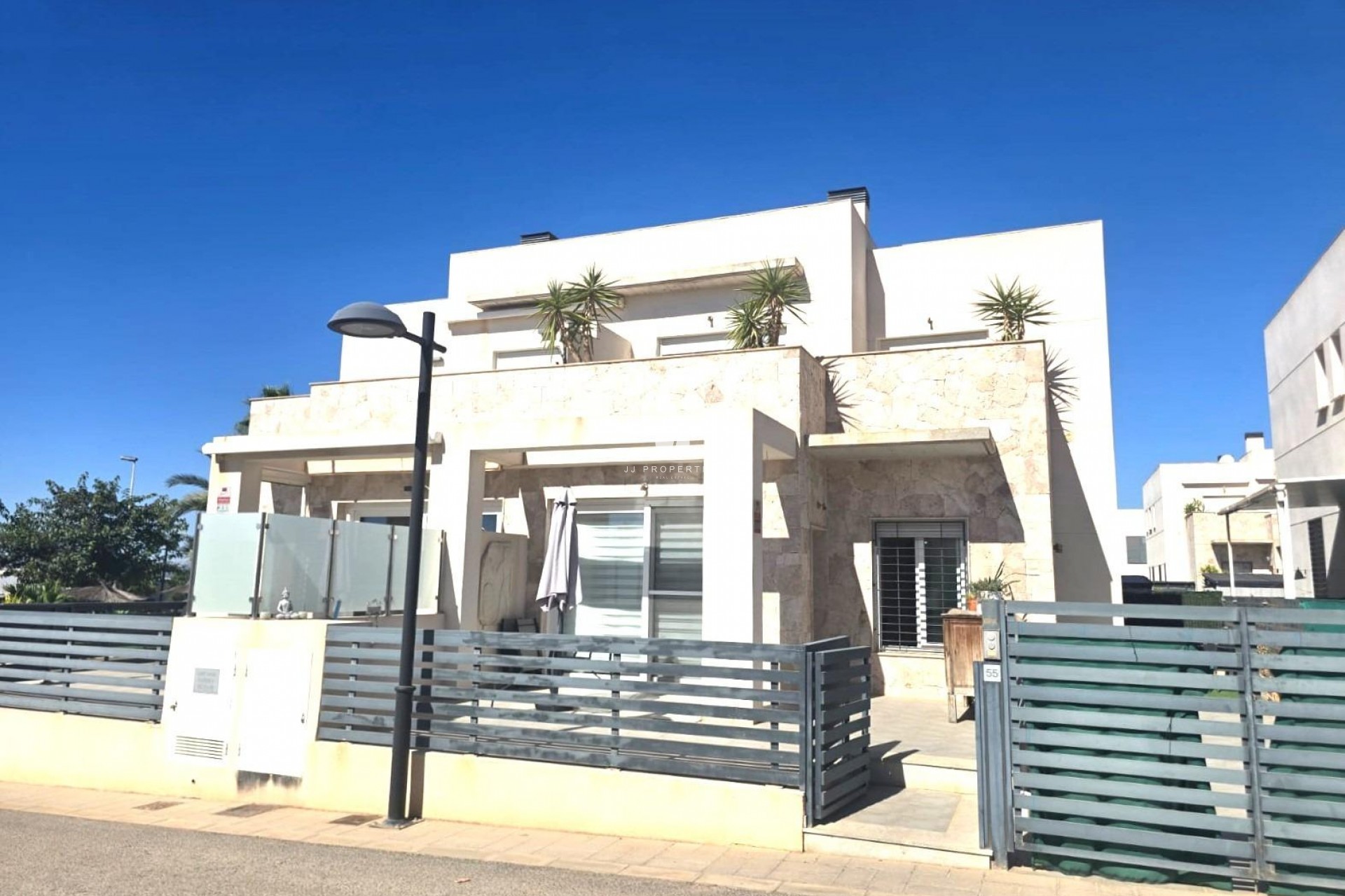D'occasion - Duplex -
Torrevieja - Sector 25