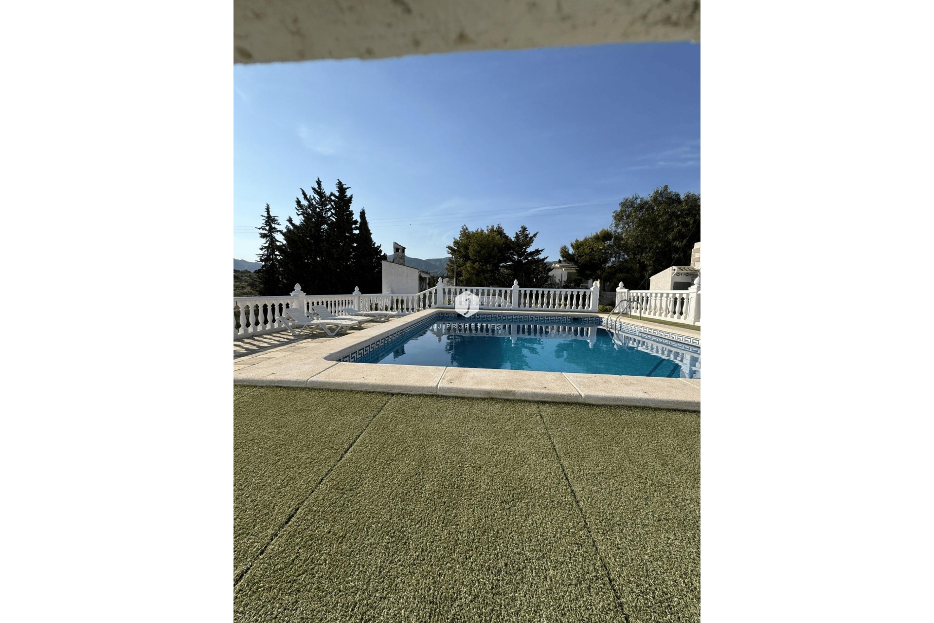 D'occasion - Villa -
Albatera - Partida Lomas