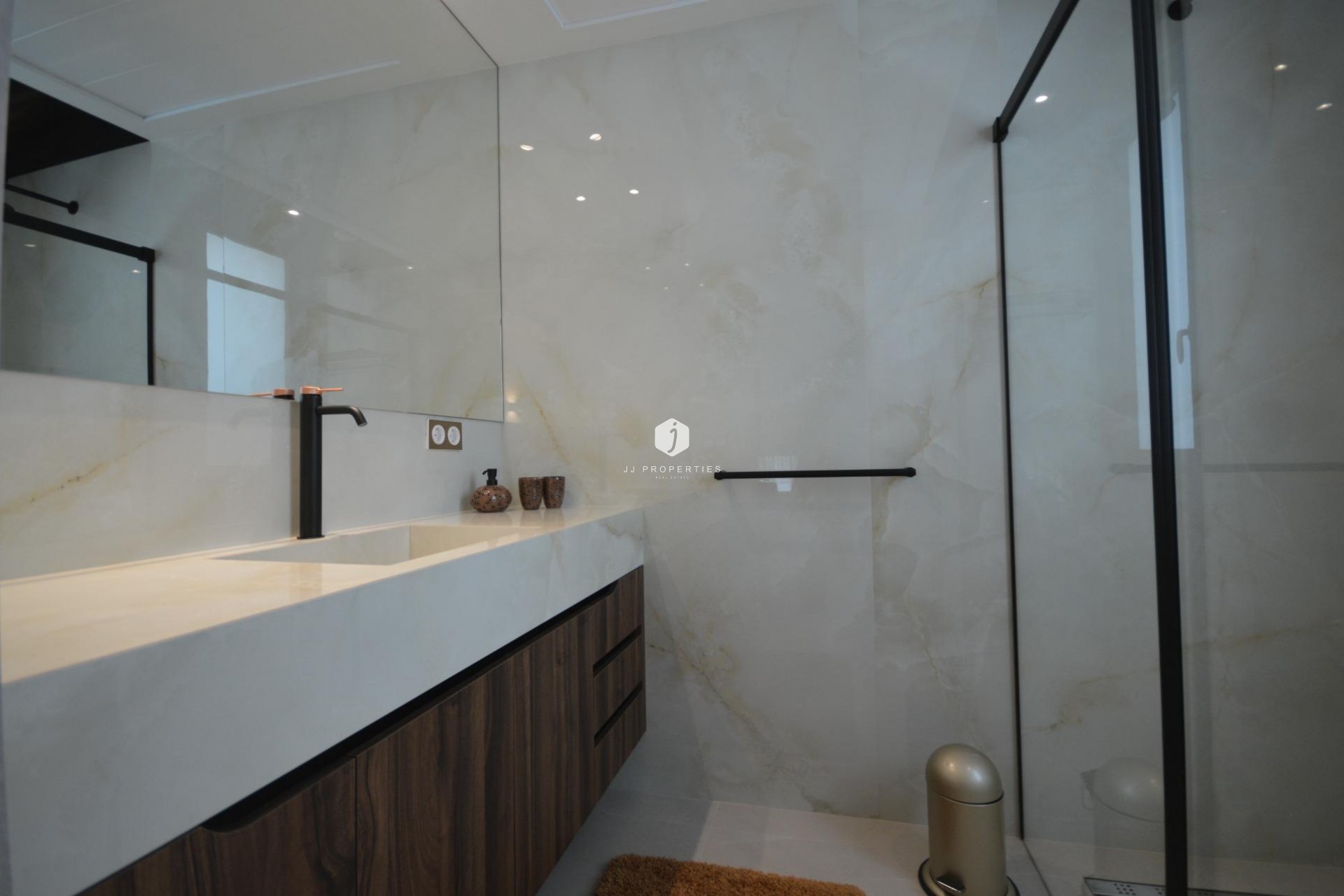 D'occasion - Villa -
Algorfa - Comunidad Valenciana