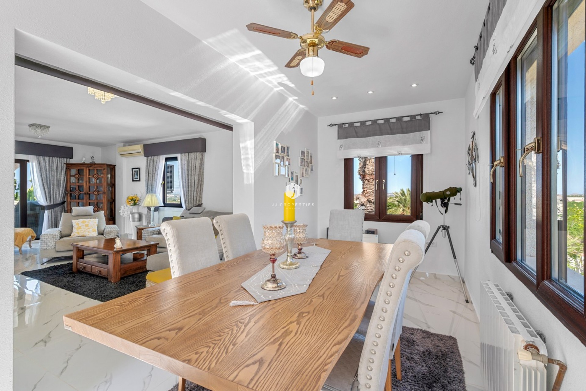 D'occasion - Villa -
Almoradí - Inland