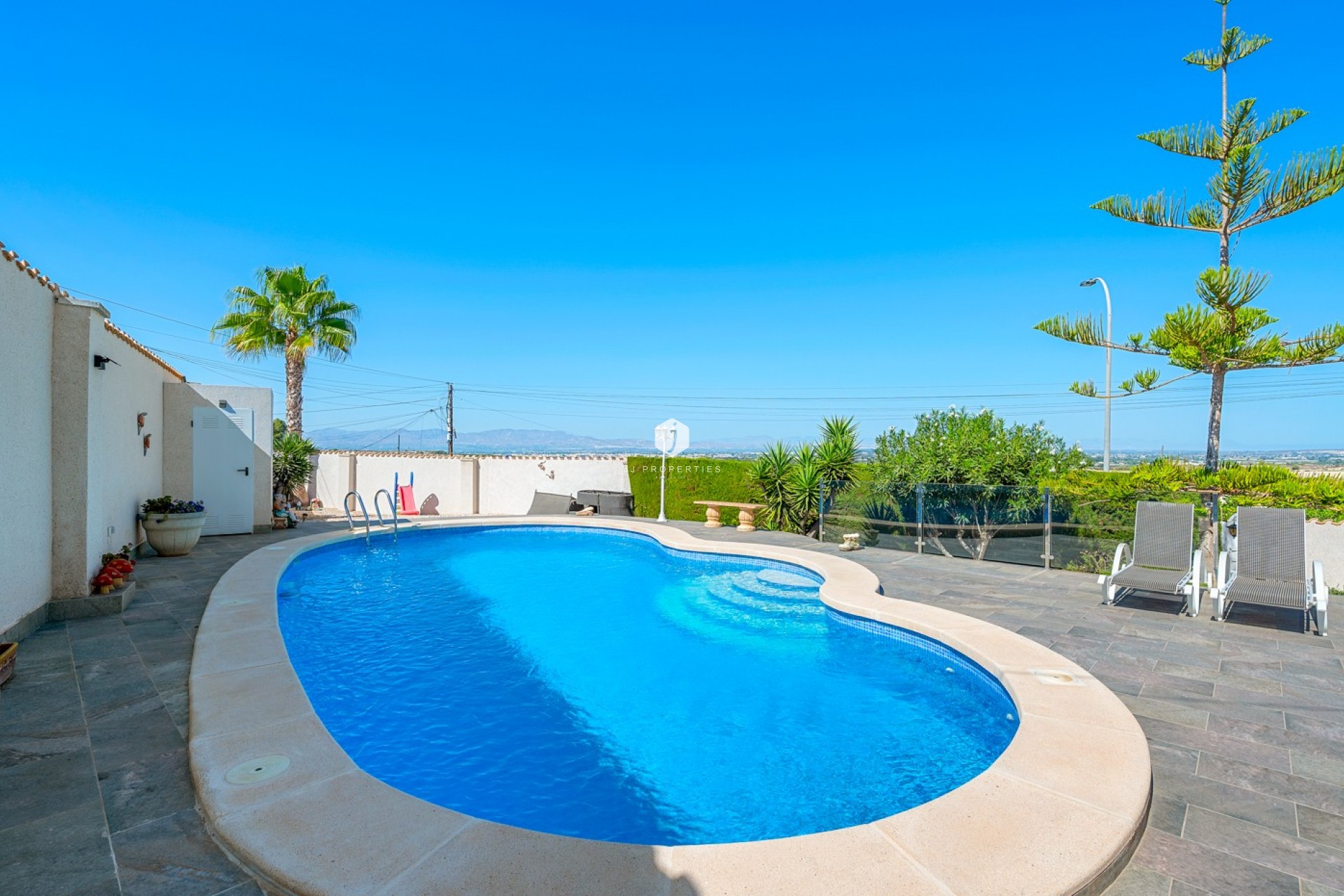 D'occasion - Villa -
Almoradí - Inland