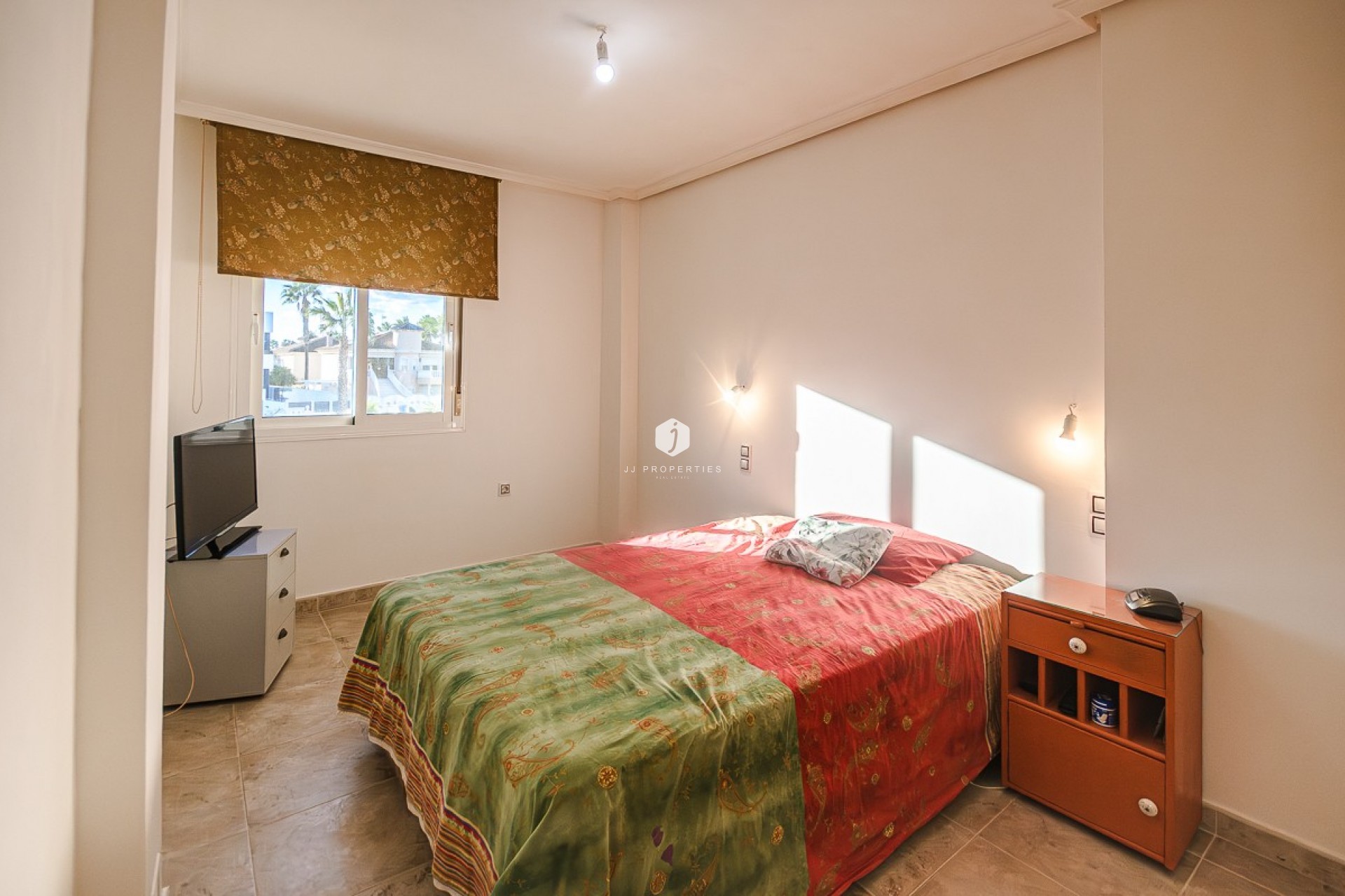 D'occasion - Villa -
Benferri - Inland