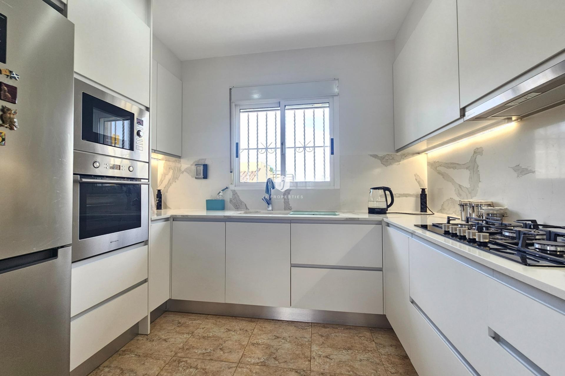 D'occasion - Villa -
Benijofar - Benimar 3