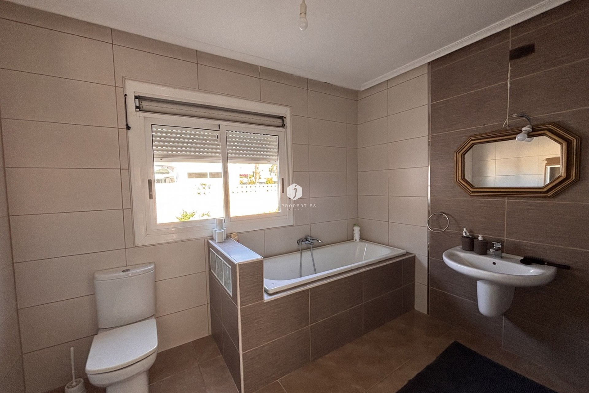 D'occasion - Villa -
Benijofar - Costa Blanca