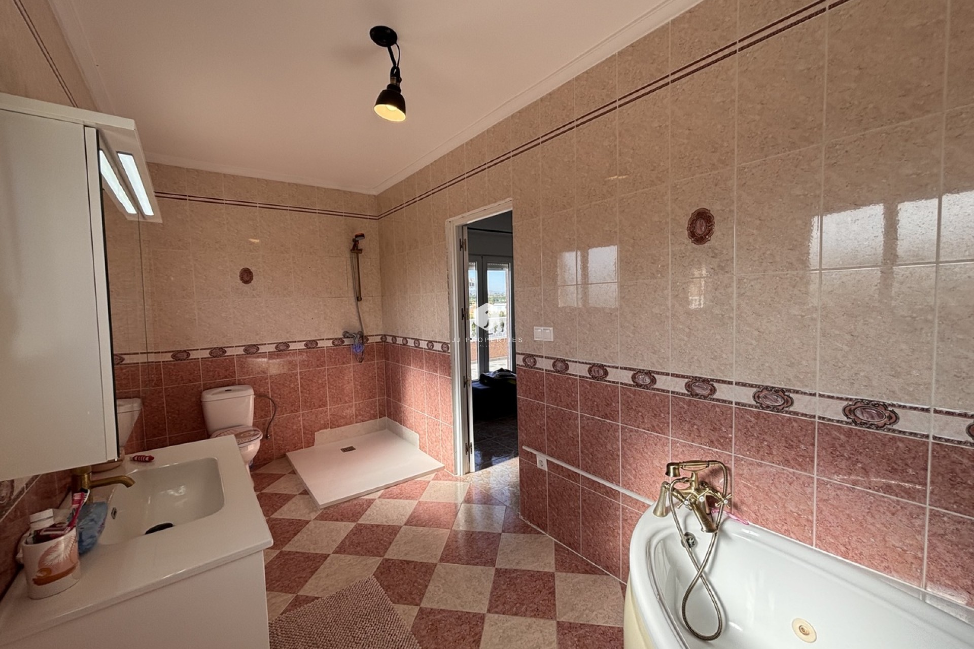 D'occasion - Villa -
Benijofar - Costa Blanca