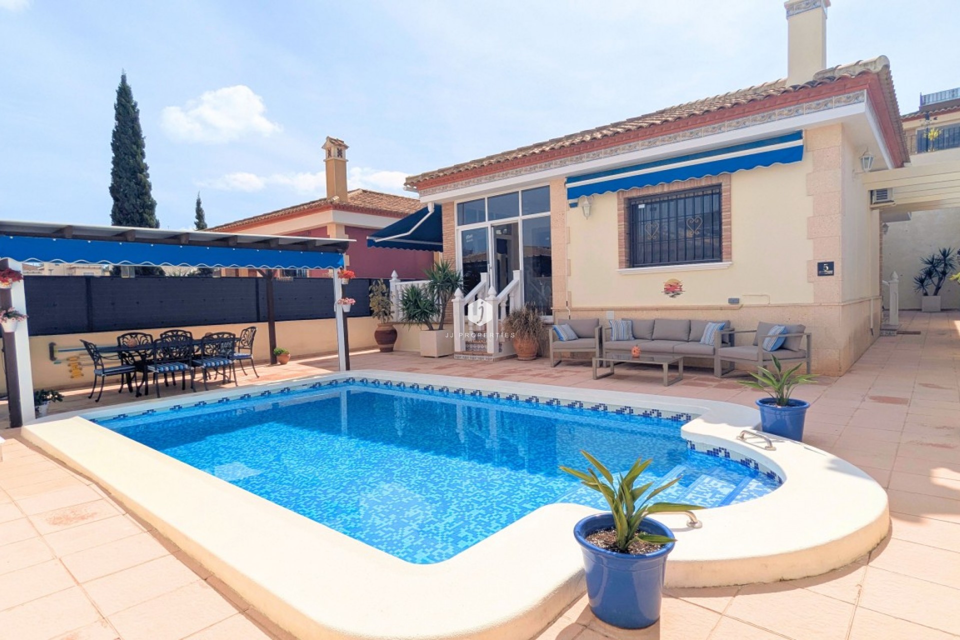 D'occasion - Villa -
Bigastro - Inland