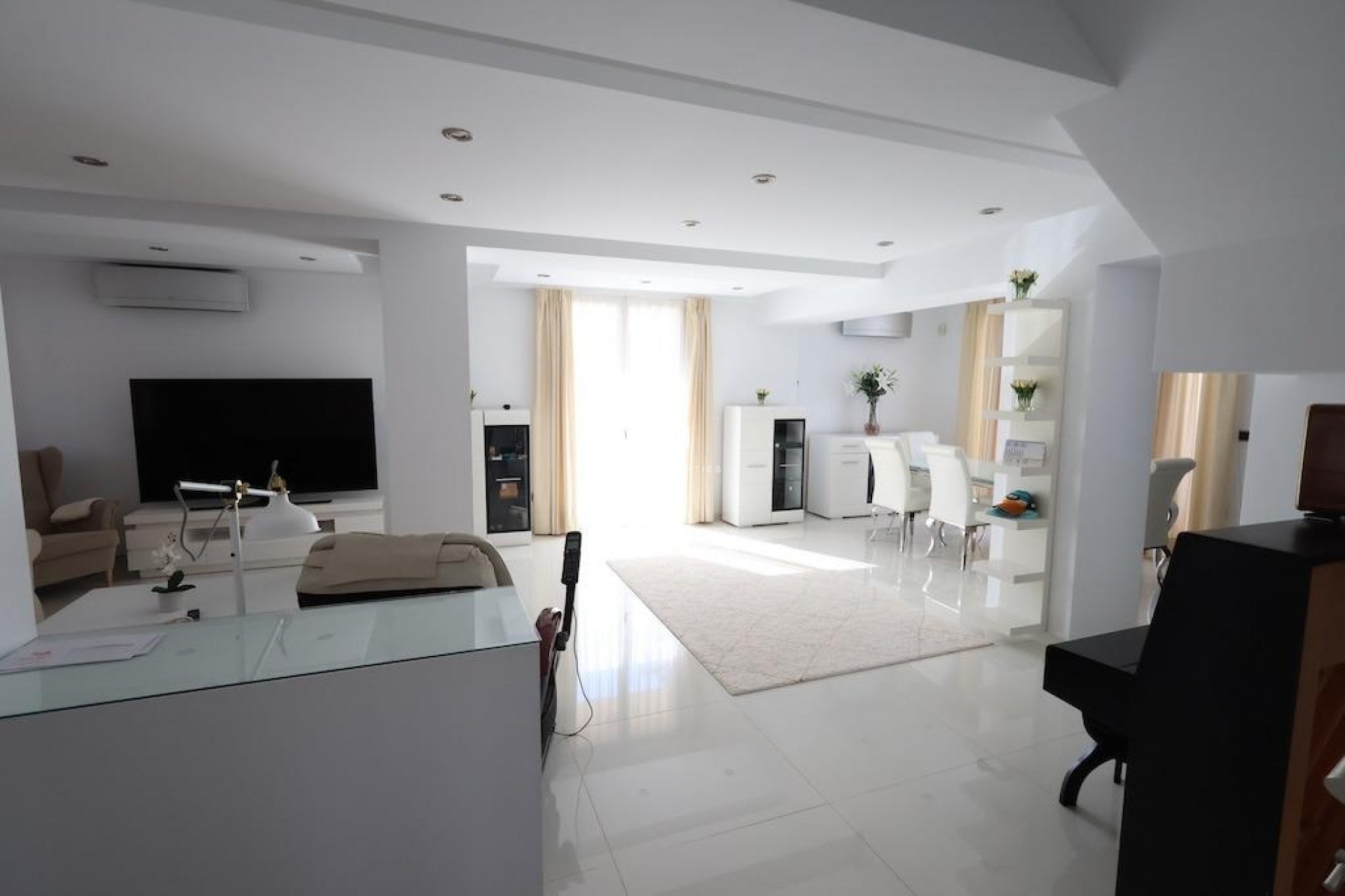 D'occasion - Villa -
Cabo Roig - Costa Blanca