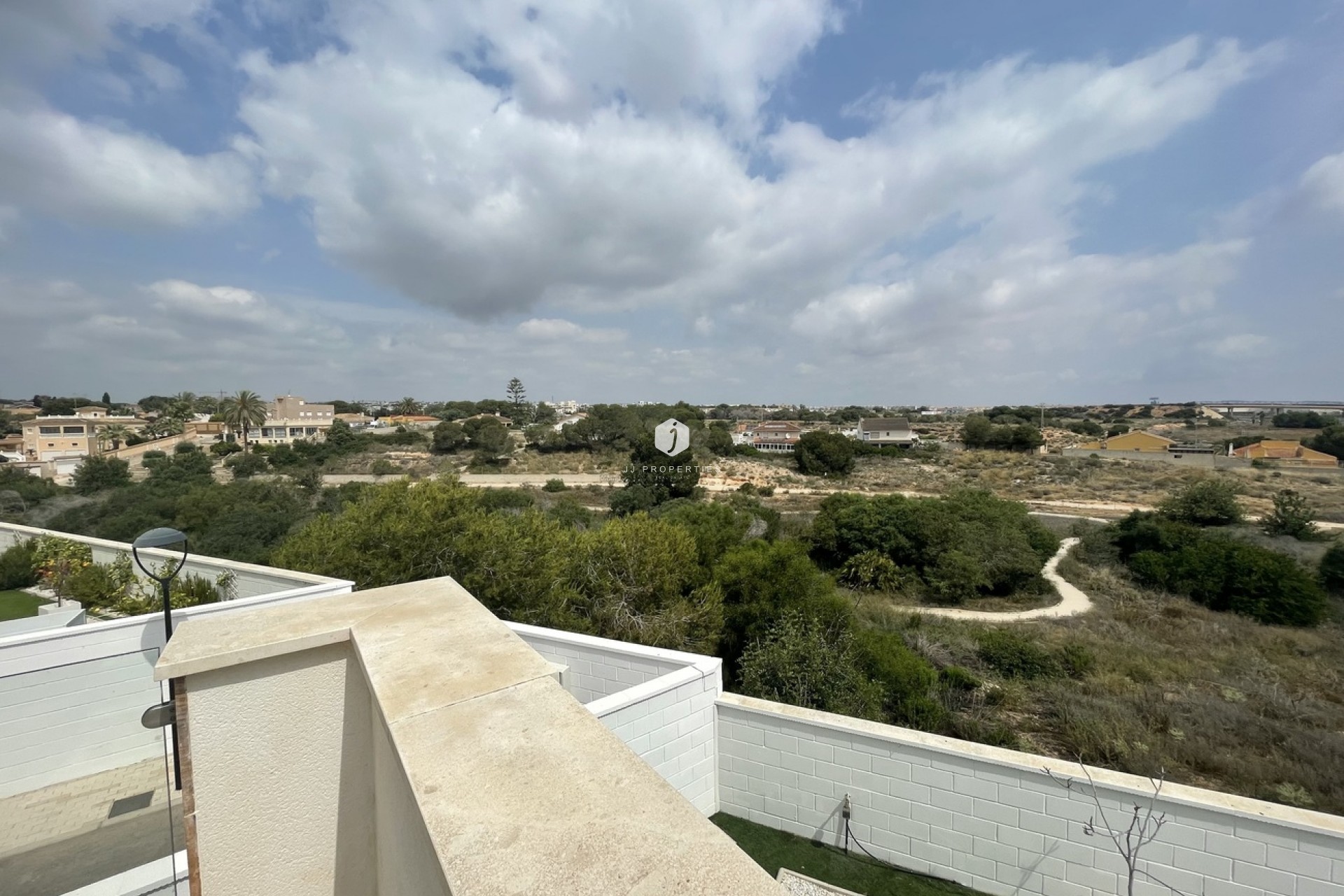 D'occasion - Villa -
Cabo Roig - Costa Blanca