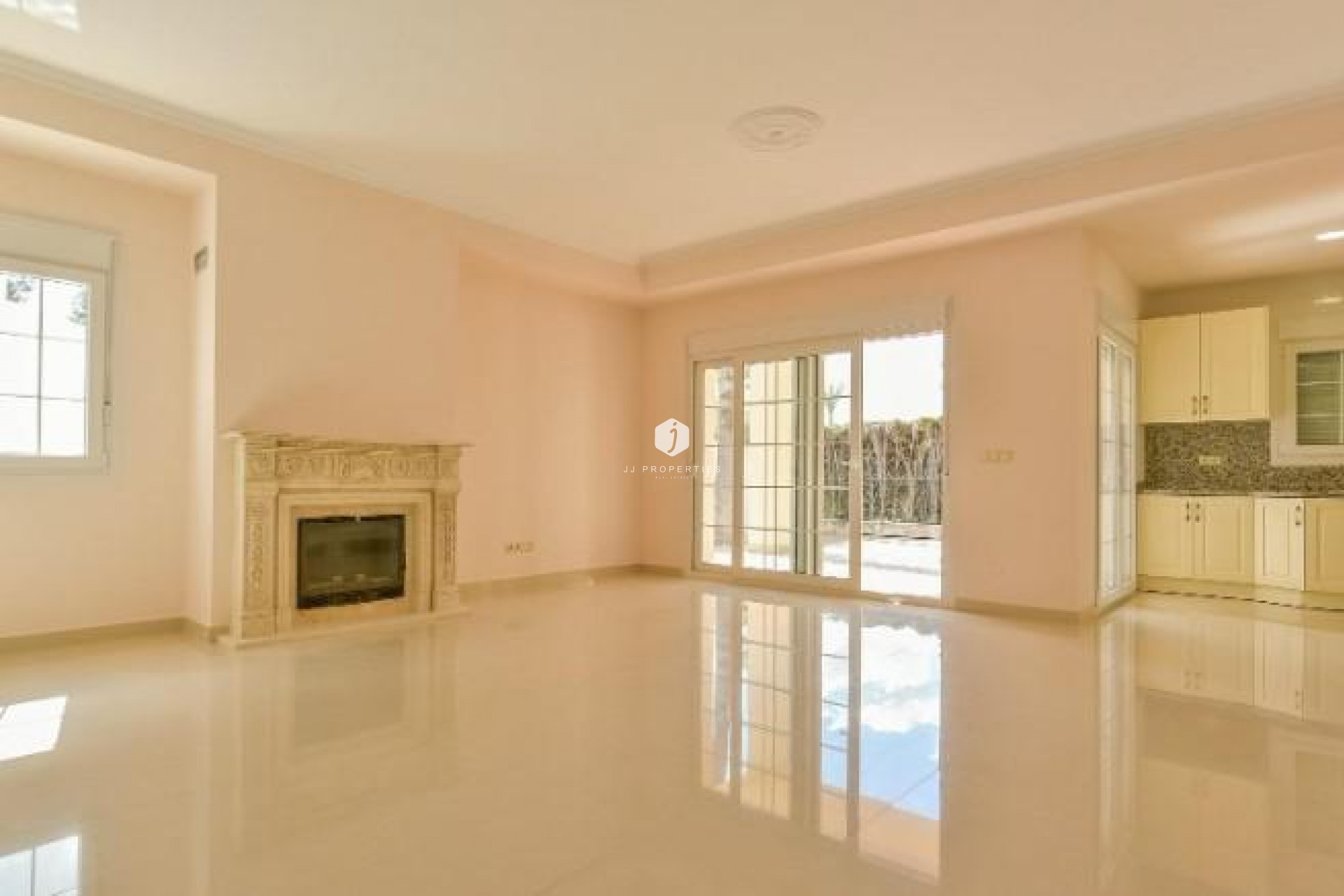 D'occasion - Villa -
Cabo Roig - Costa Blanca