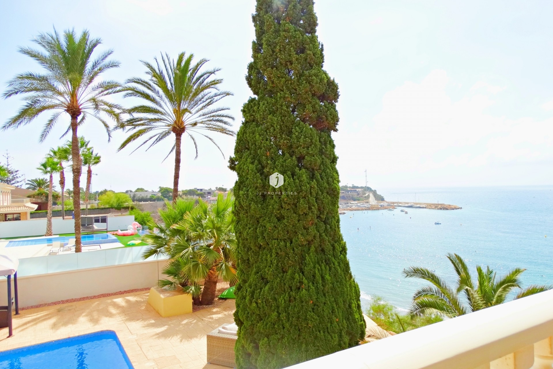 D'occasion - Villa -
Cabo Roig - Costa Blanca
