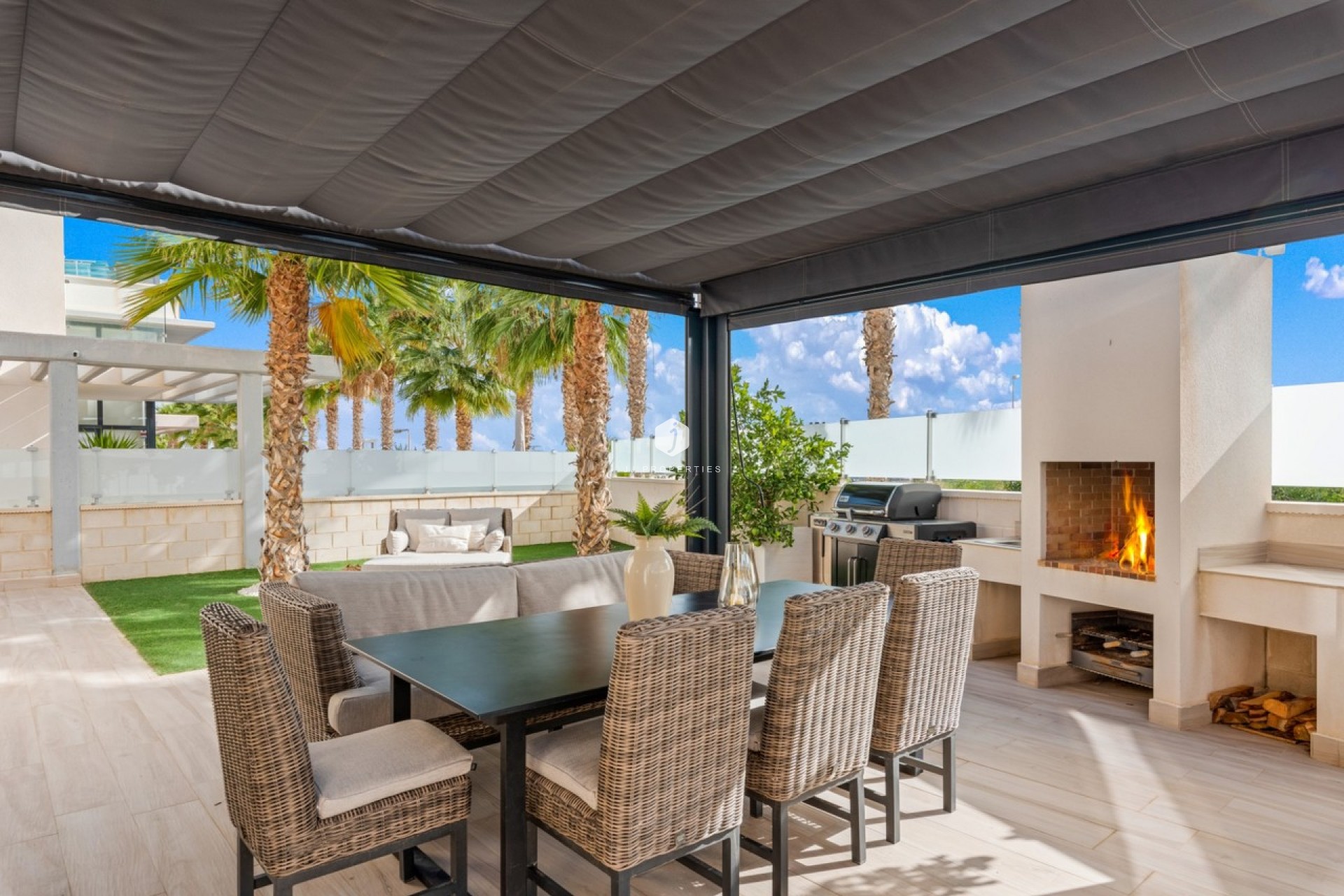 D'occasion - Villa -
Cabo Roig - Costa Blanca