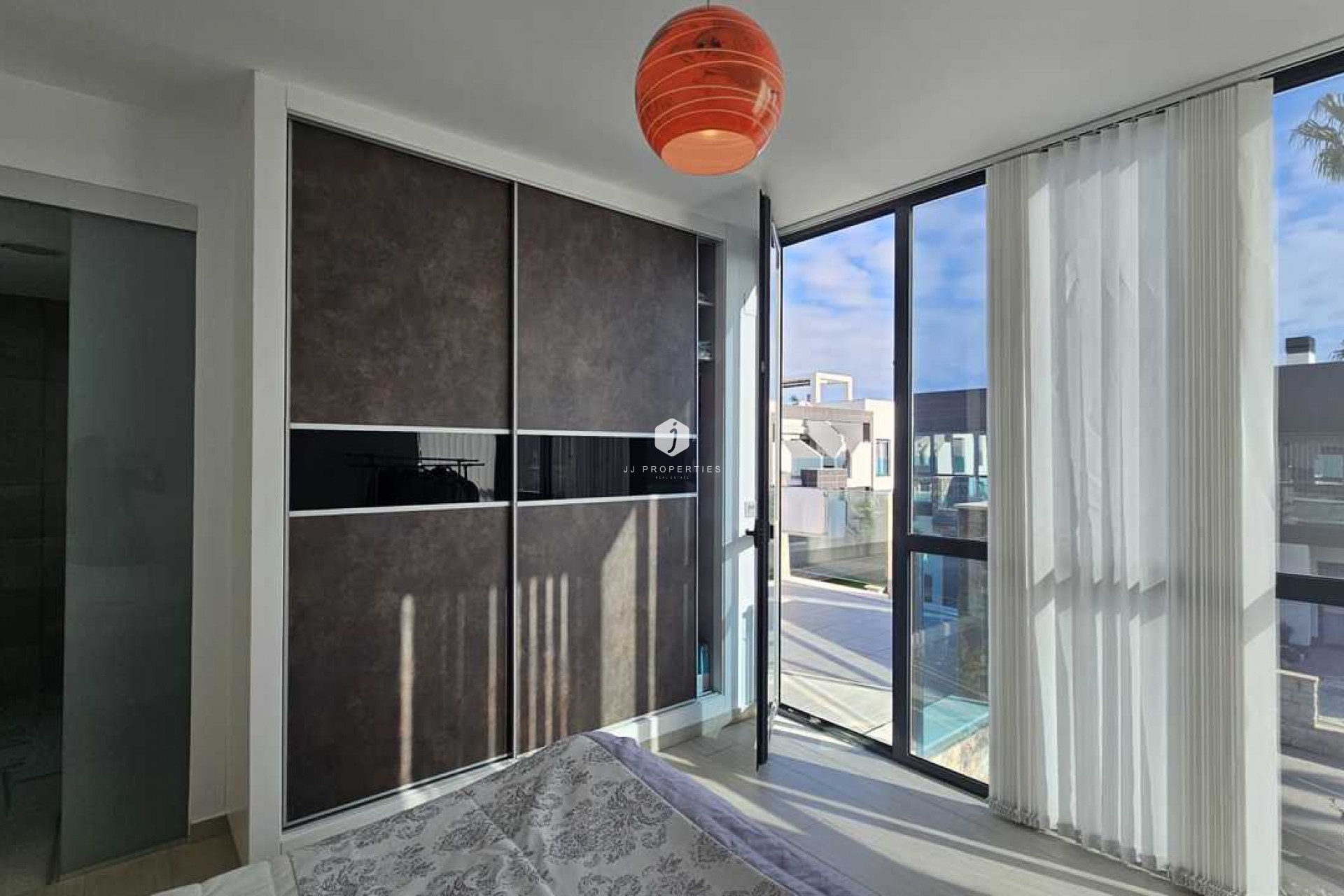 D'occasion - Villa -
Cabo Roig - Costa Blanca