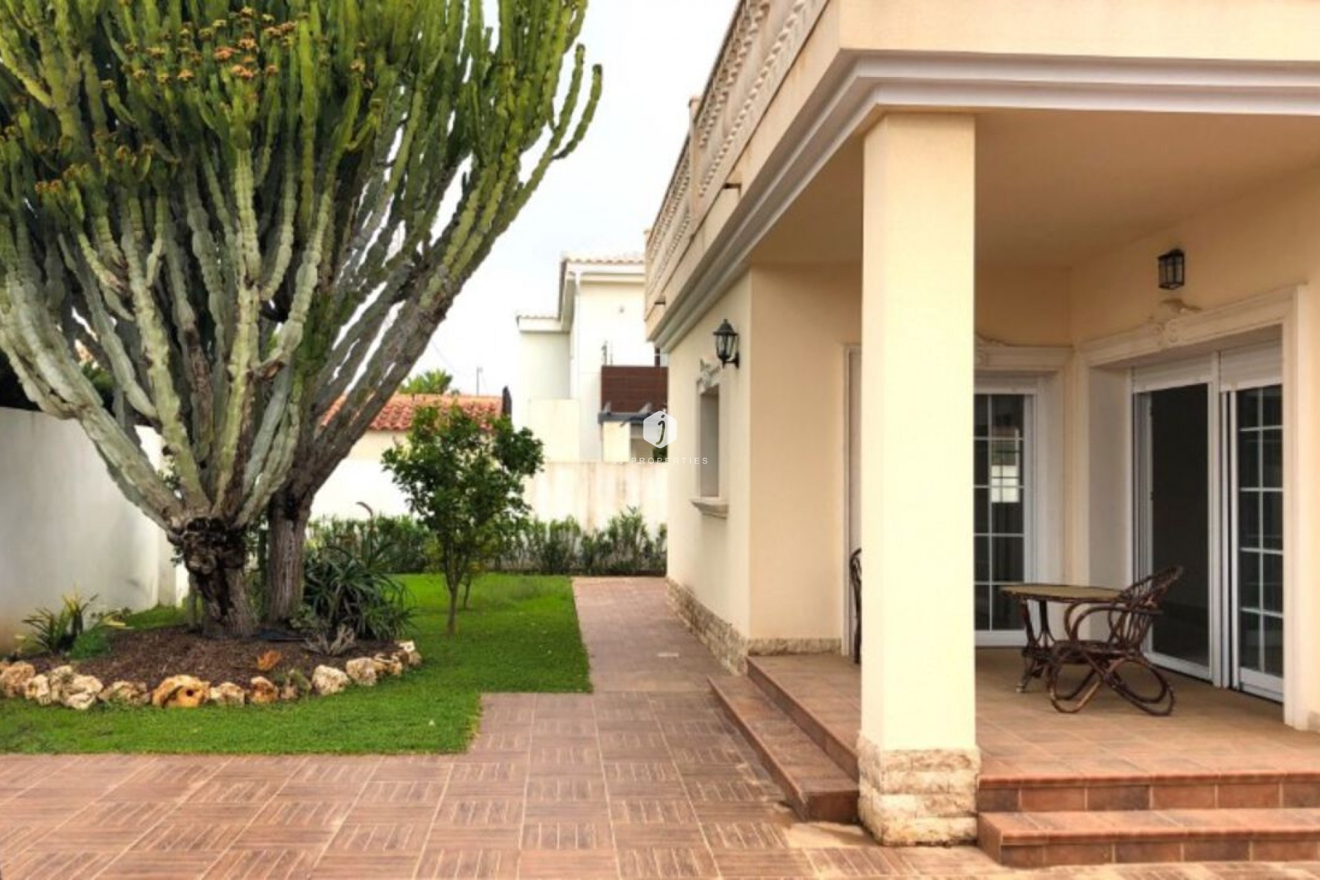 D'occasion - Villa -
Cabo Roig - Costa Blanca