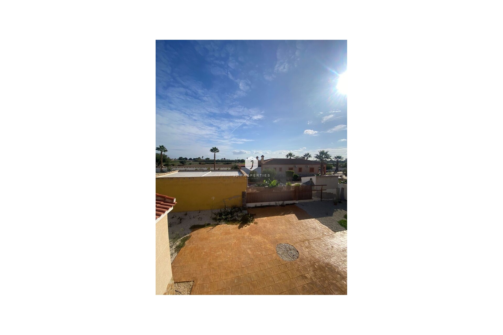 D'occasion - Villa -
Catral - Costa Blanca