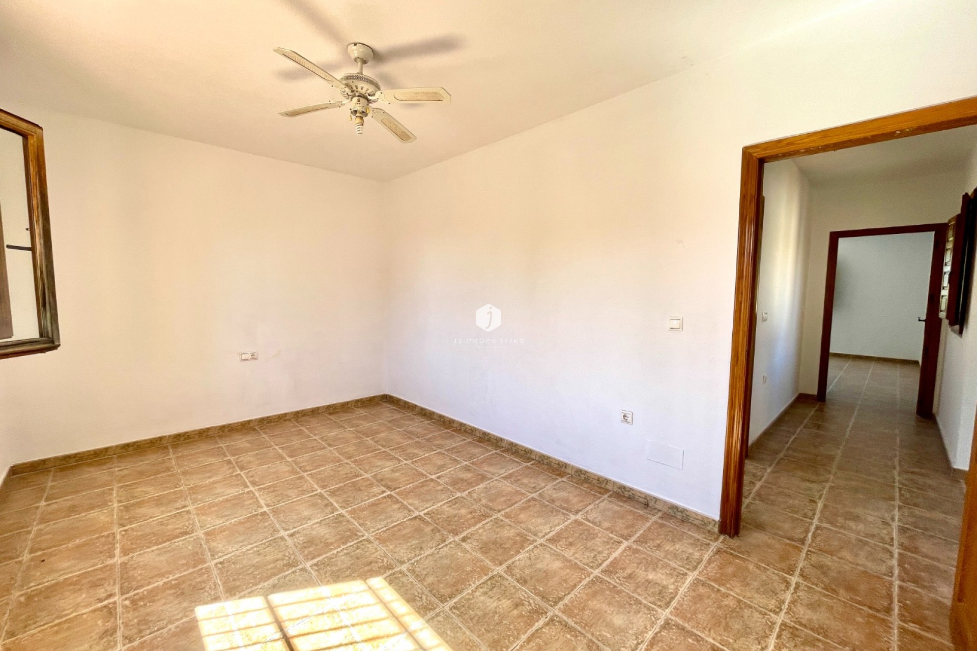 D'occasion - Villa -
Catral - Costa Blanca