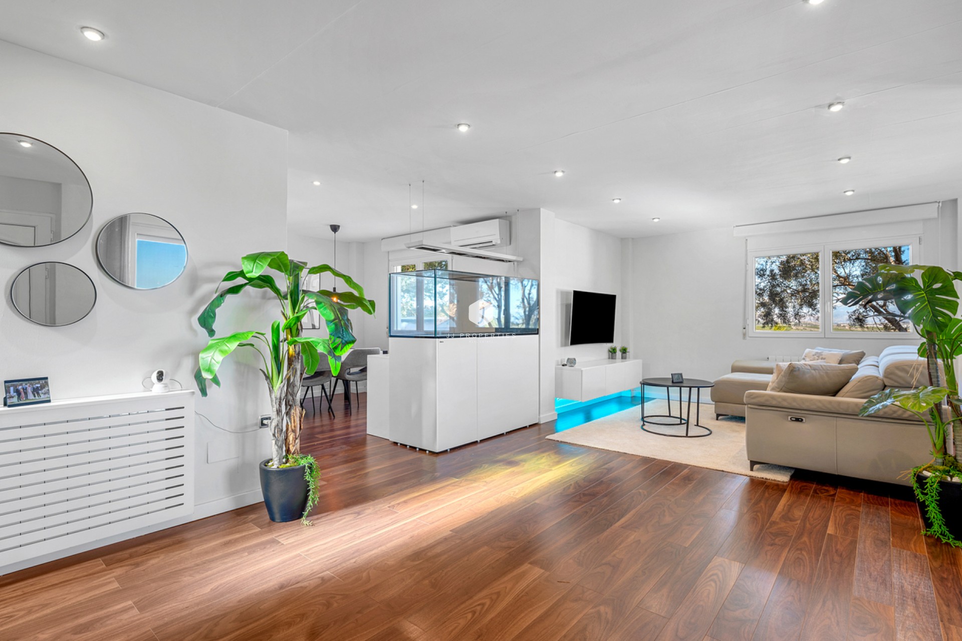 D'occasion - Villa -
Ciudad De Las Comunicaciones - Costa Blanca