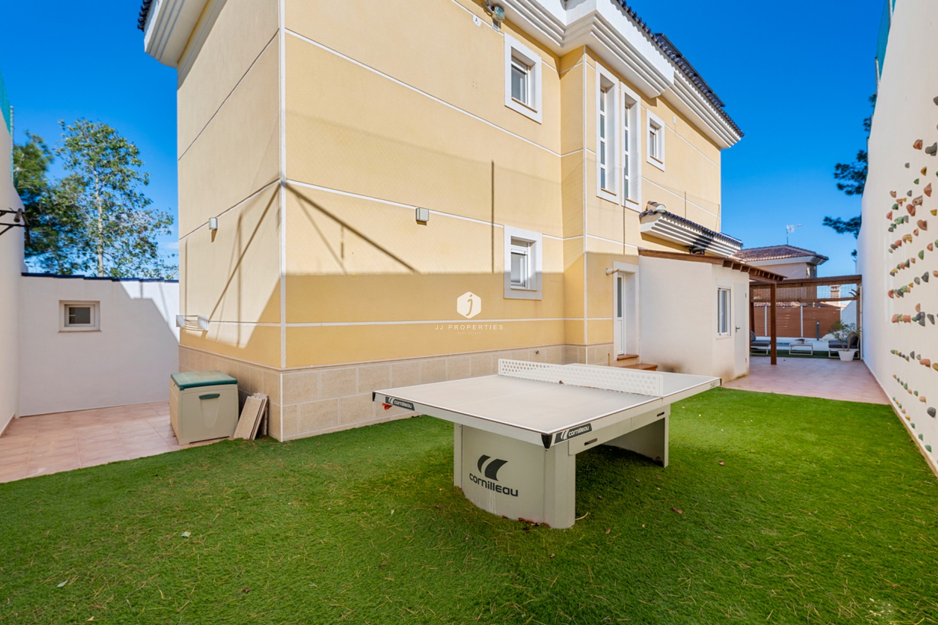 D'occasion - Villa -
Ciudad De Las Comunicaciones - Costa Blanca