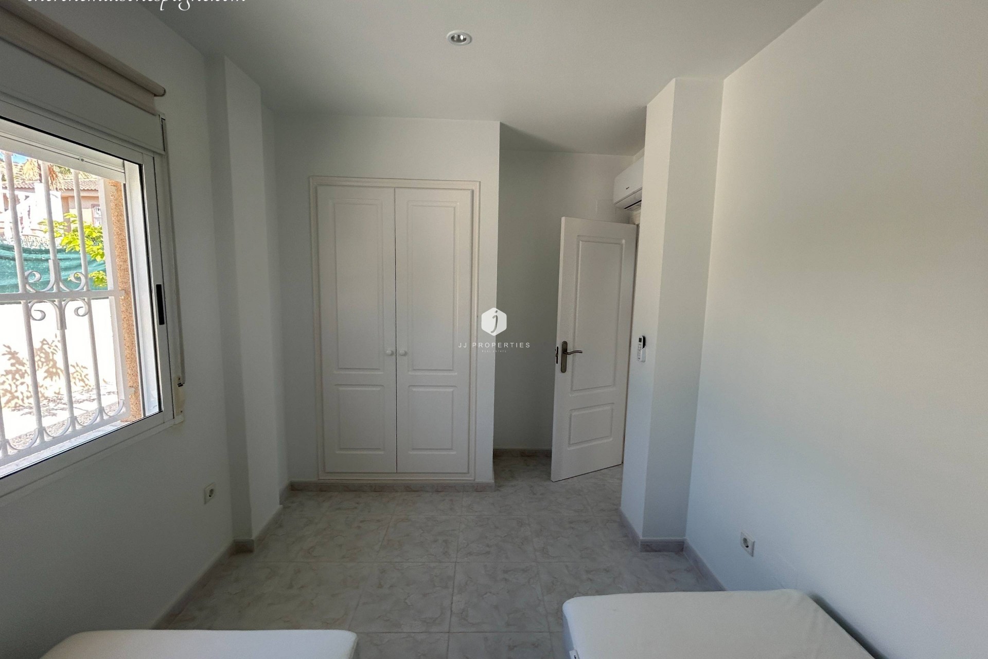 D'occasion - Villa -
Ciudad Quesada - Benimar