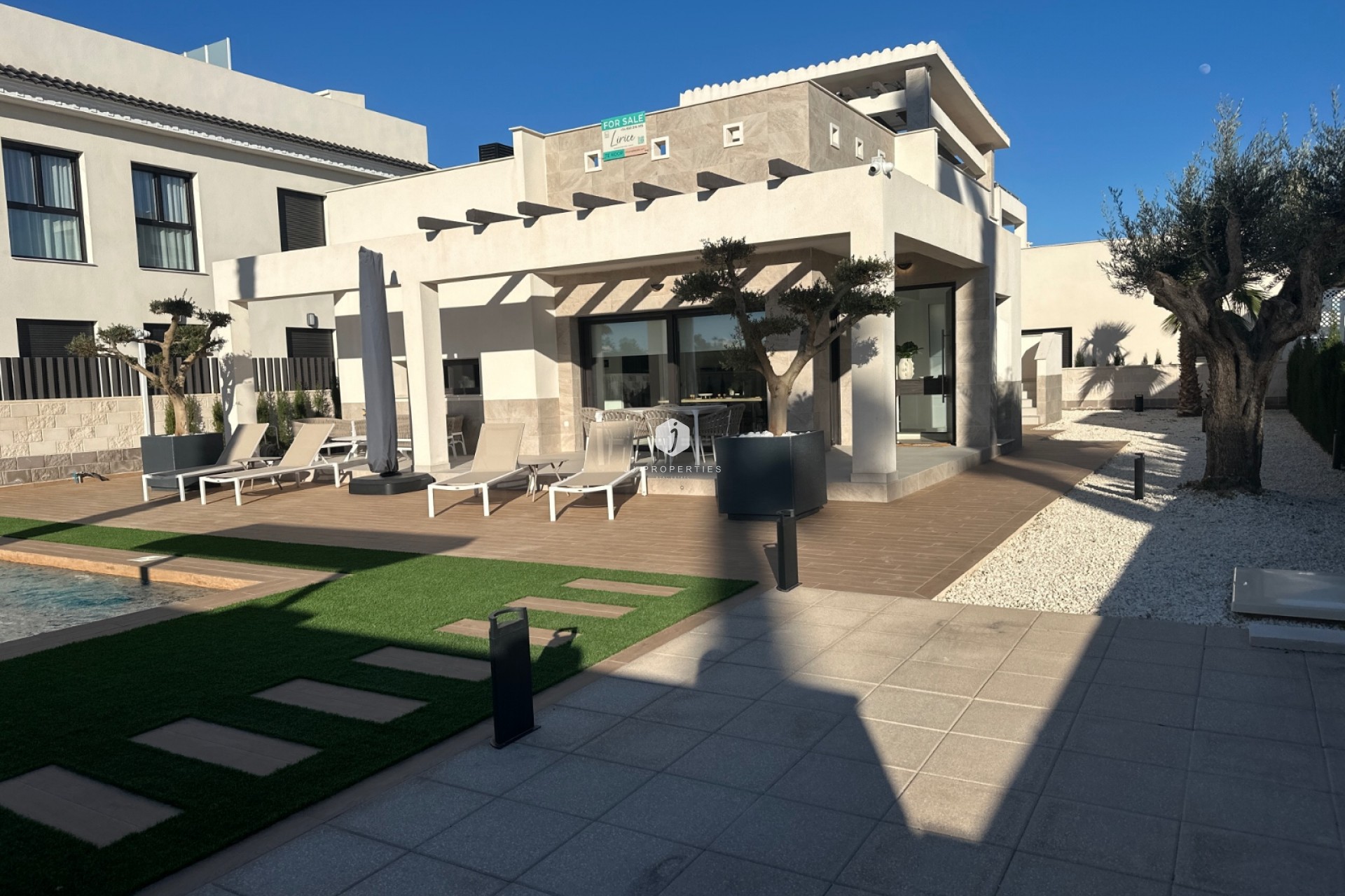 D'occasion - Villa -
Ciudad Quesada - Costa Blanca