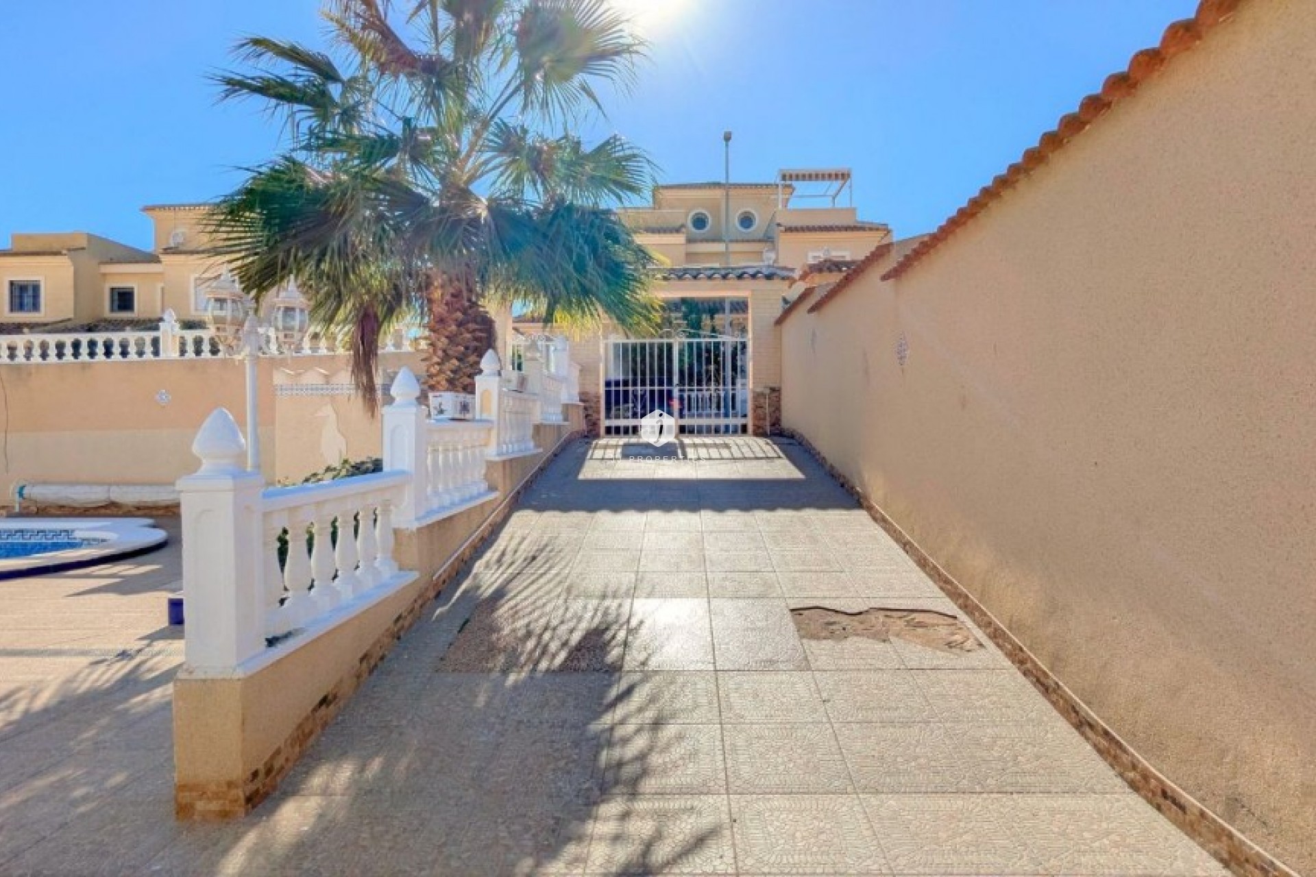 D'occasion - Villa -
Ciudad Quesada - Costa Blanca