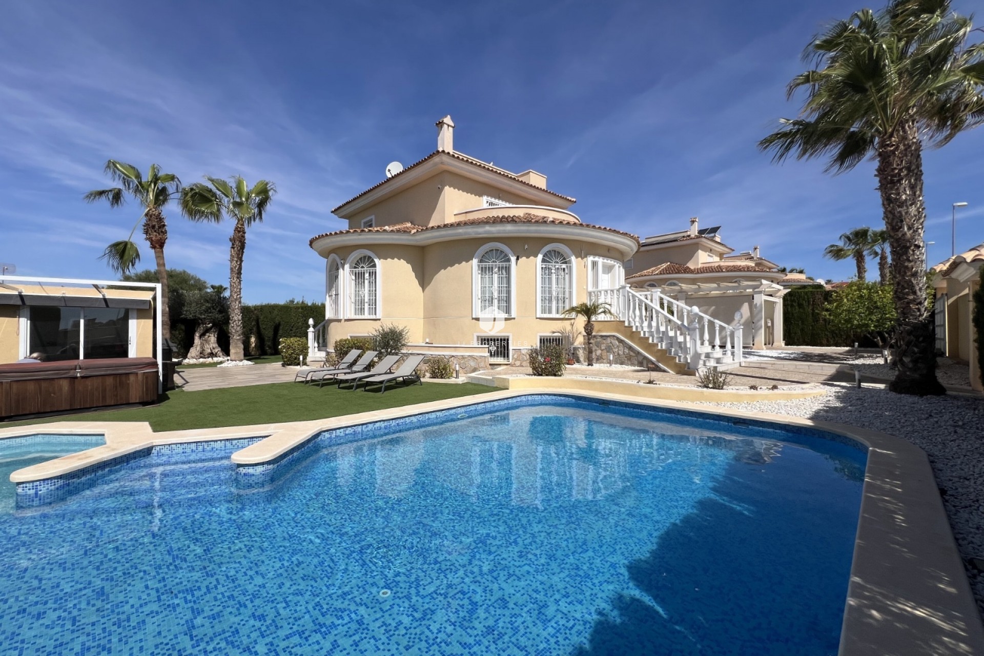 D'occasion - Villa -
Ciudad Quesada - Costa Blanca