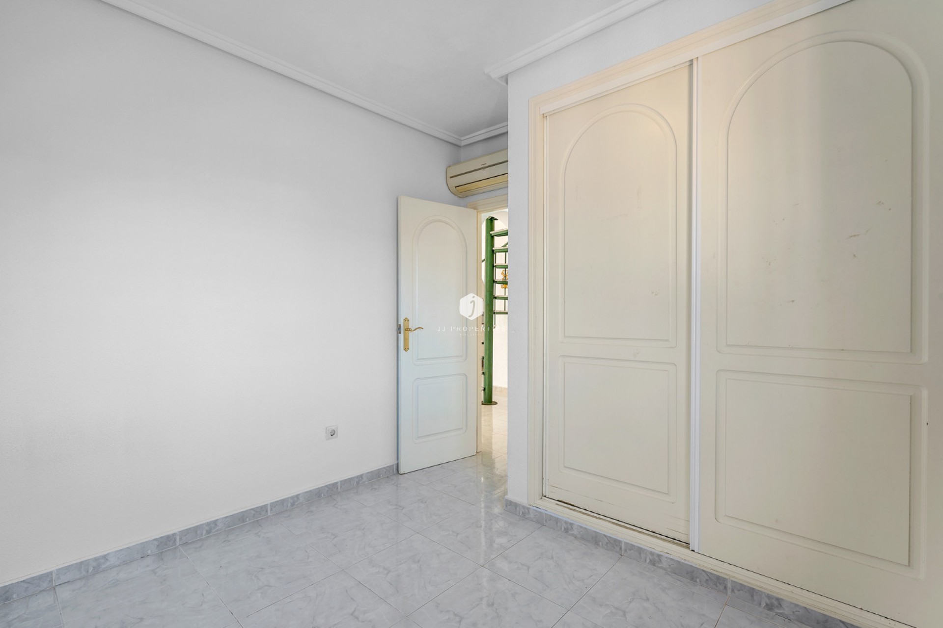 D'occasion - Villa -
Ciudad Quesada - Costa Blanca