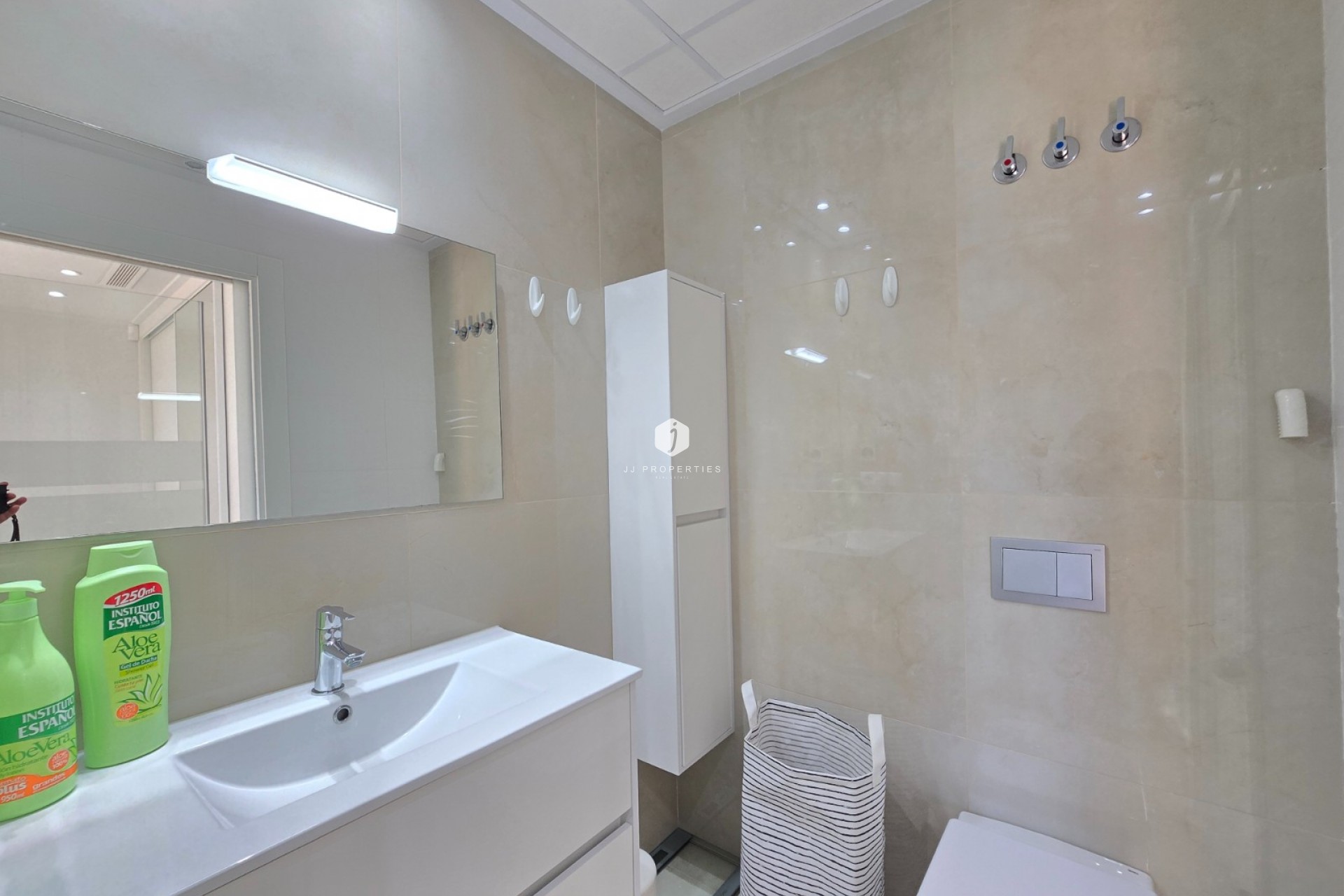 D'occasion - Villa -
Ciudad Quesada - Costa Blanca
