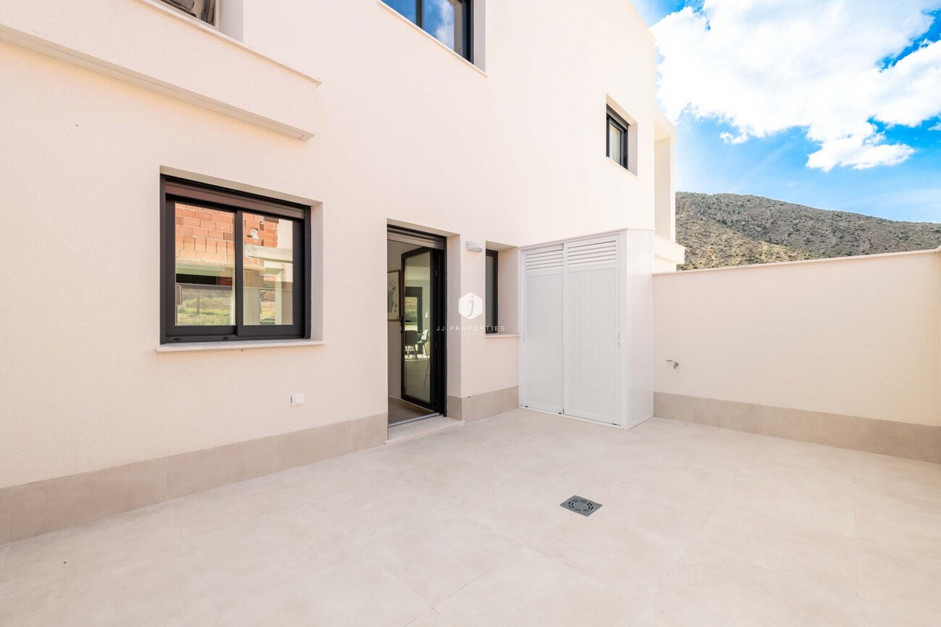 D'occasion - Villa -
Cox - Costa Blanca
