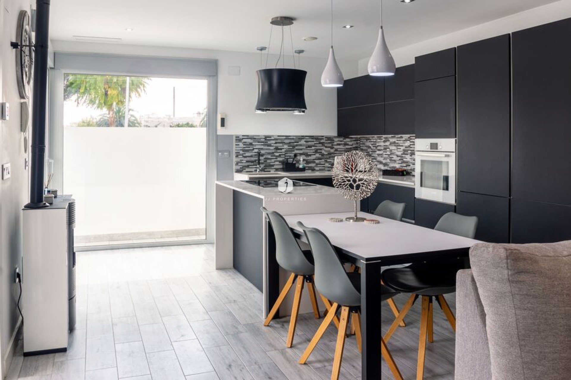 D'occasion - Villa -
Daya Vieja - Costa Blanca