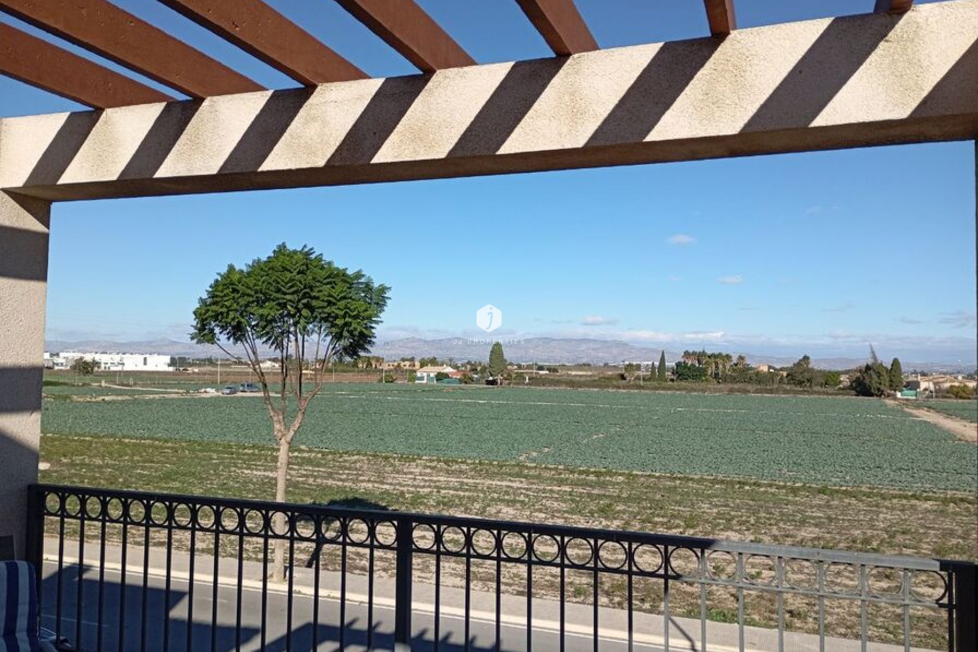 D'occasion - Villa -
Daya Vieja - Costa Blanca