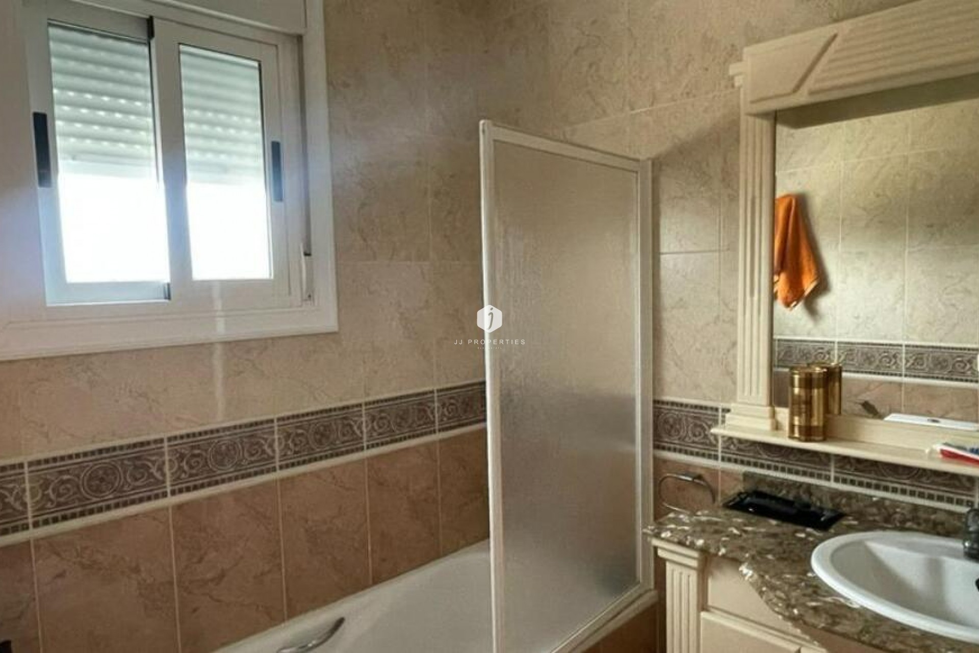 D'occasion - Villa -
Daya Vieja - Costa Blanca