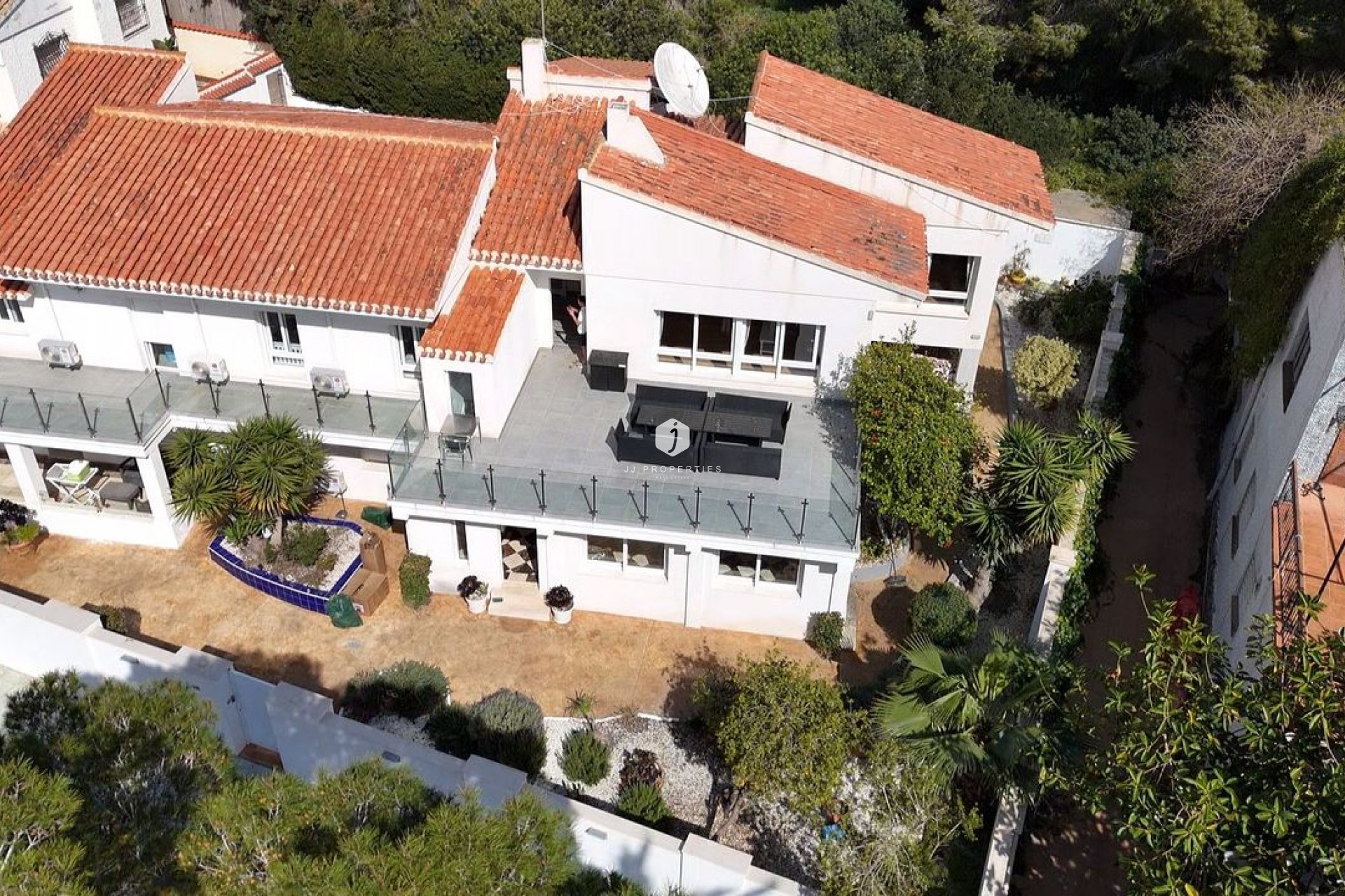 D'occasion - Villa -
Dehesa de Campoamor - Costa Blanca