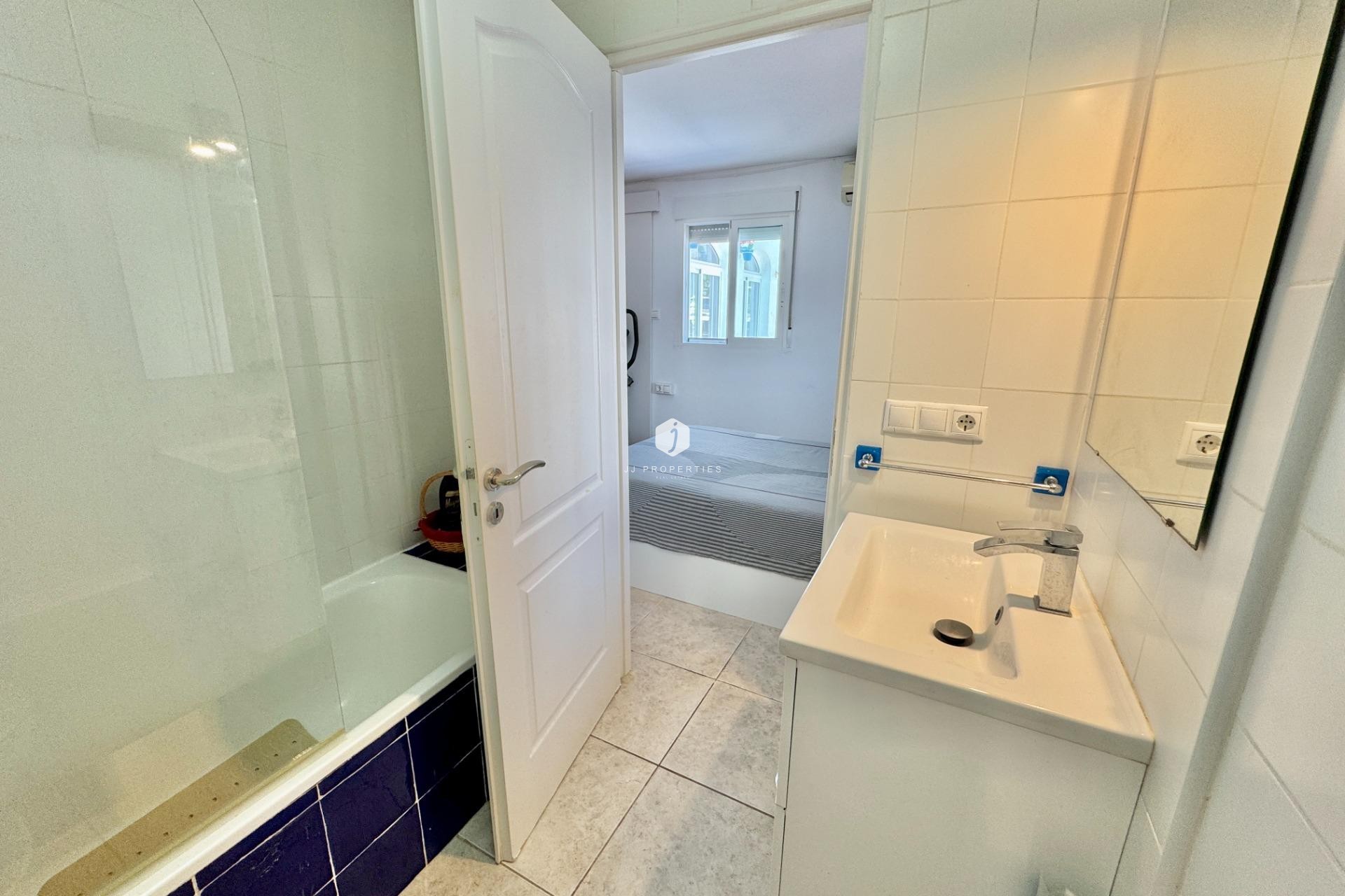 D'occasion - Villa -
Dolores - Comunidad Valenciana