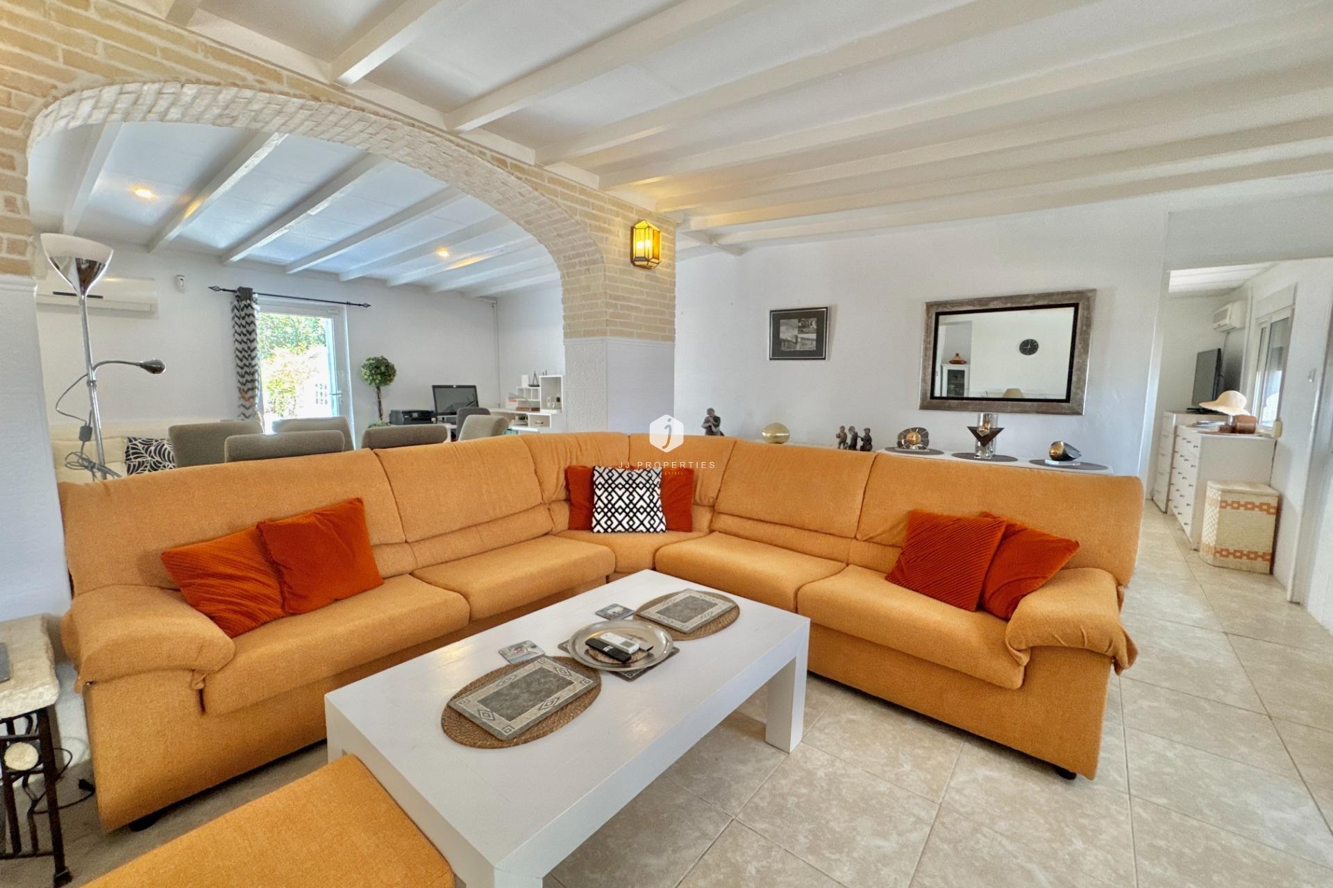 D'occasion - Villa -
Dolores - Comunidad Valenciana