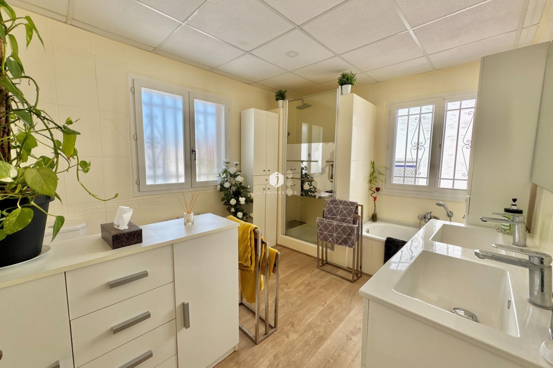 D'occasion - Villa -
Dolores - Comunidad Valenciana